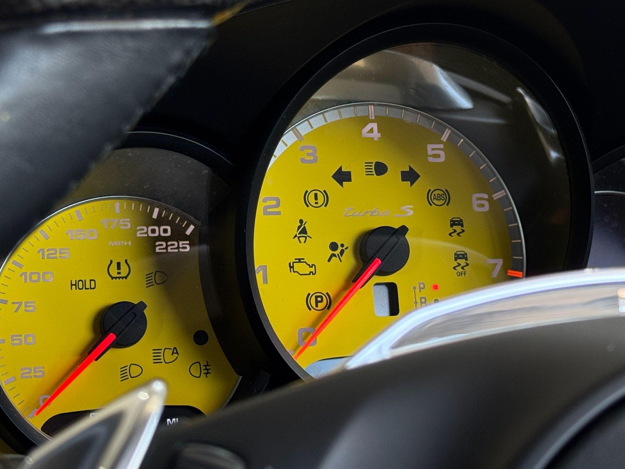 Porsche 911 - Image 4
