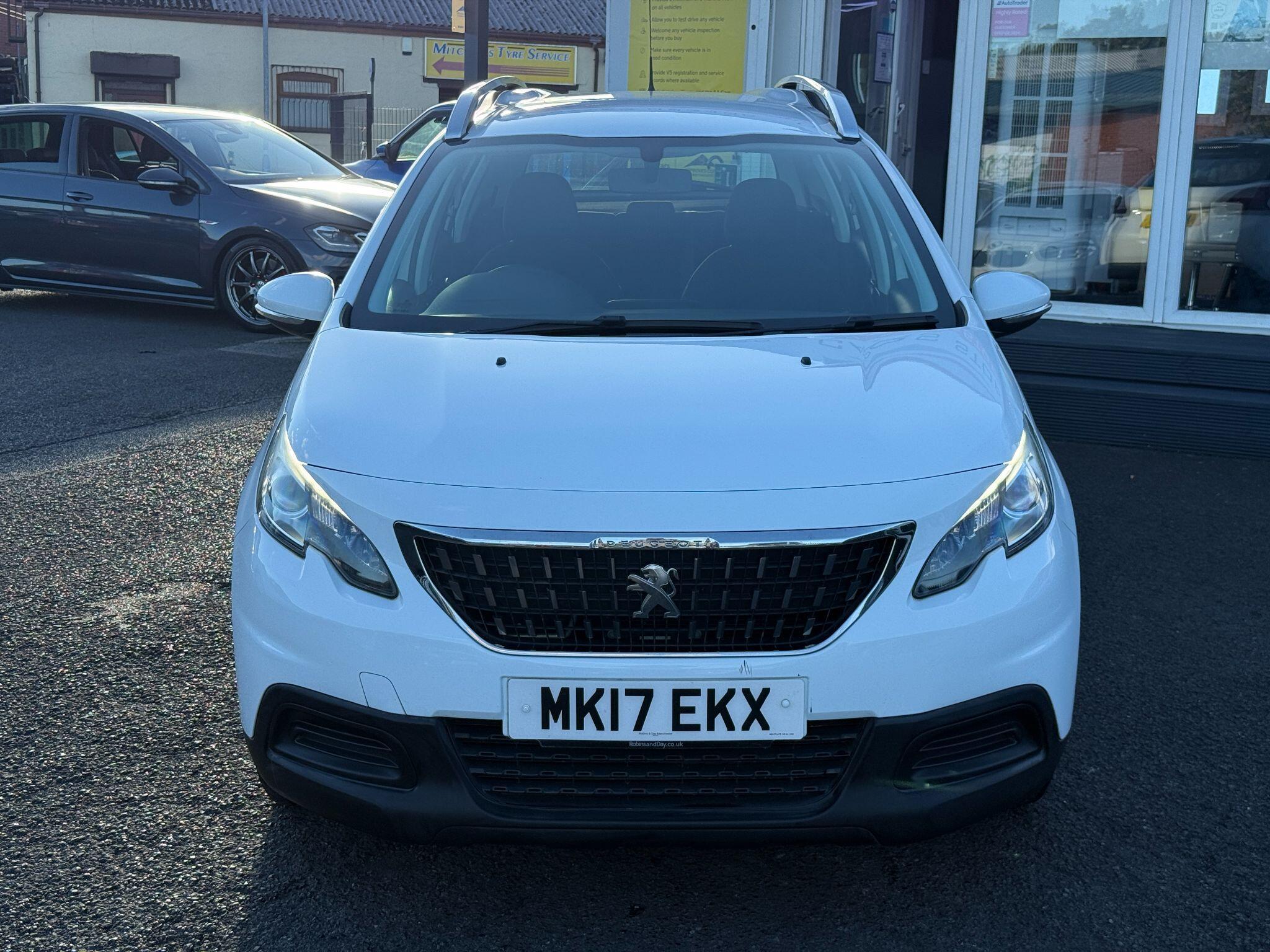 Peugeot 2008 - Image 9