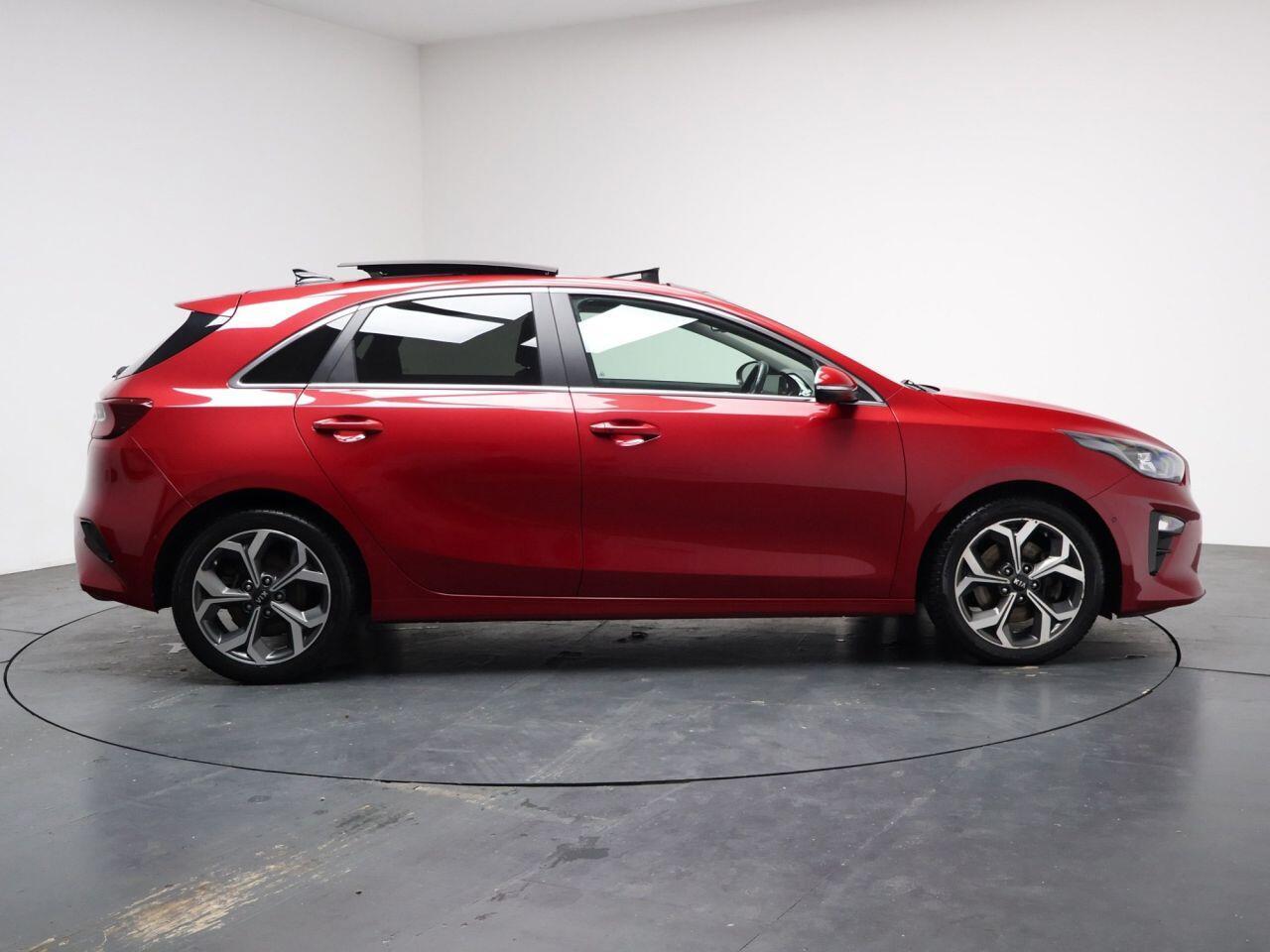 Kia ceed - Image 13