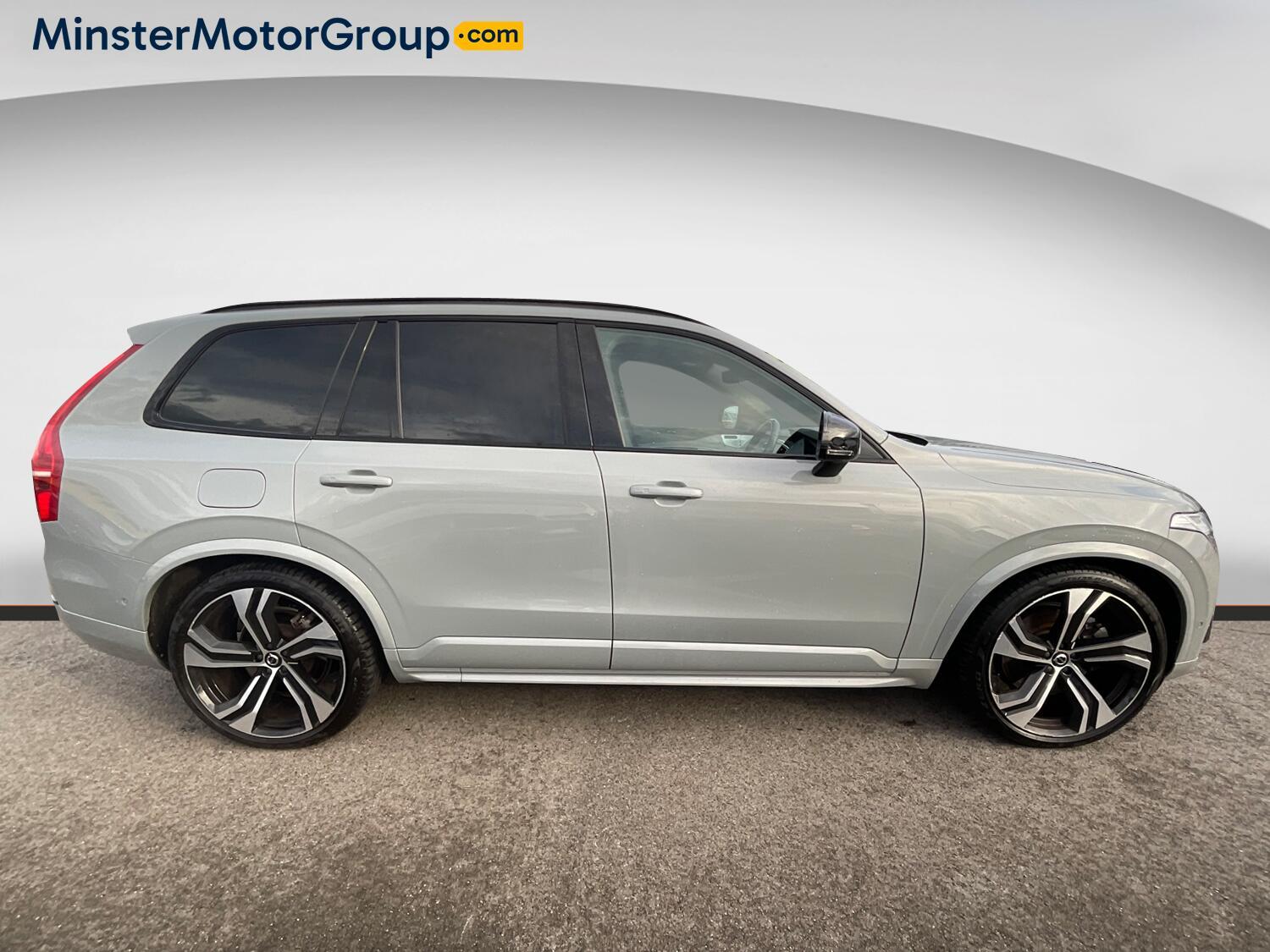 Volvo XC90 - Image 2