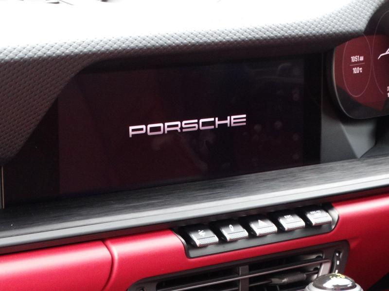 Porsche 911 - Image 14