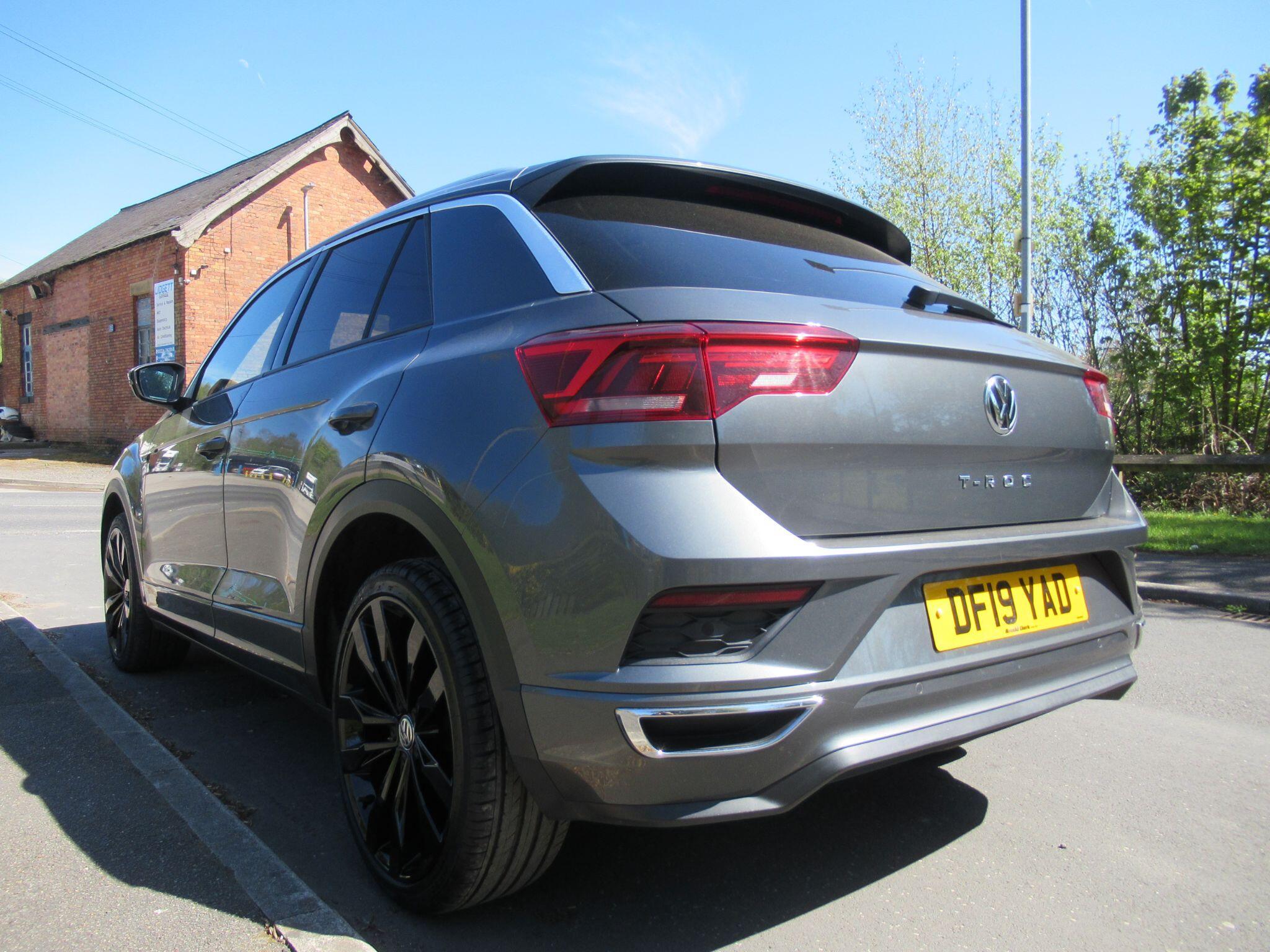 Volkswagen T-Roc - Image 8