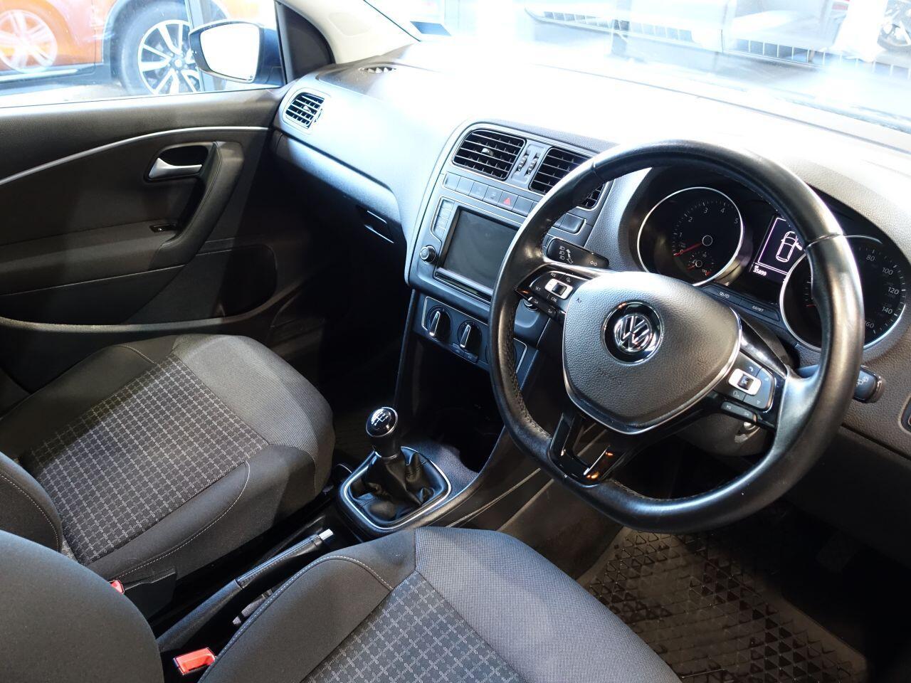 Volkswagen Polo - Image 2