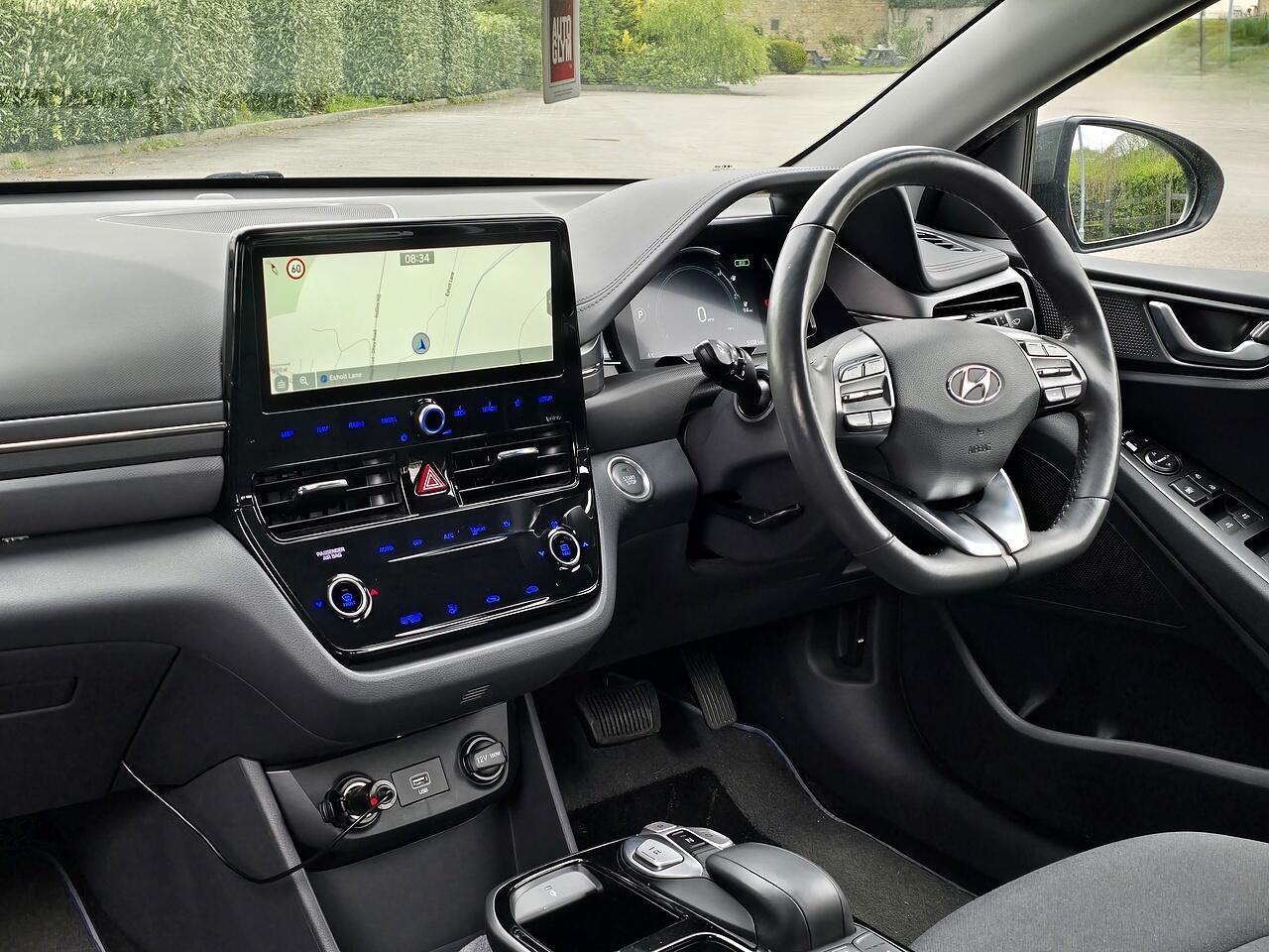 Hyundai Ioniq - Image 3