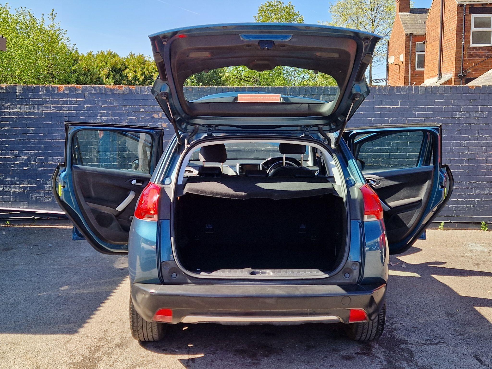 Peugeot 2008 - Image 20