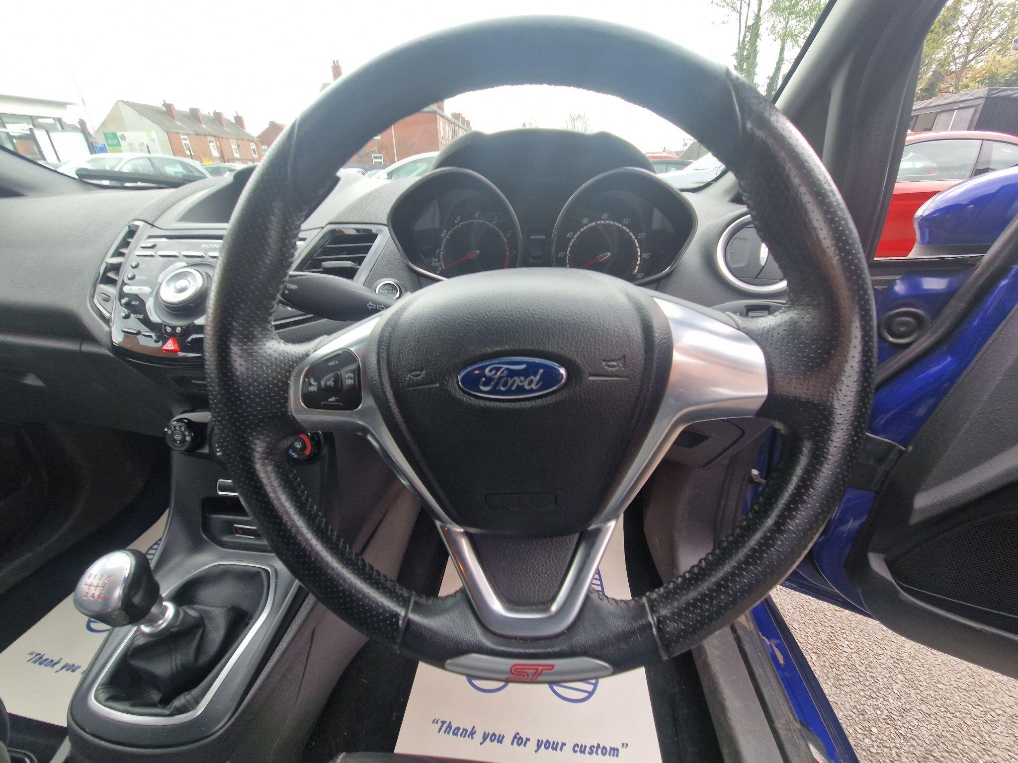 Ford Fiesta - Image 41