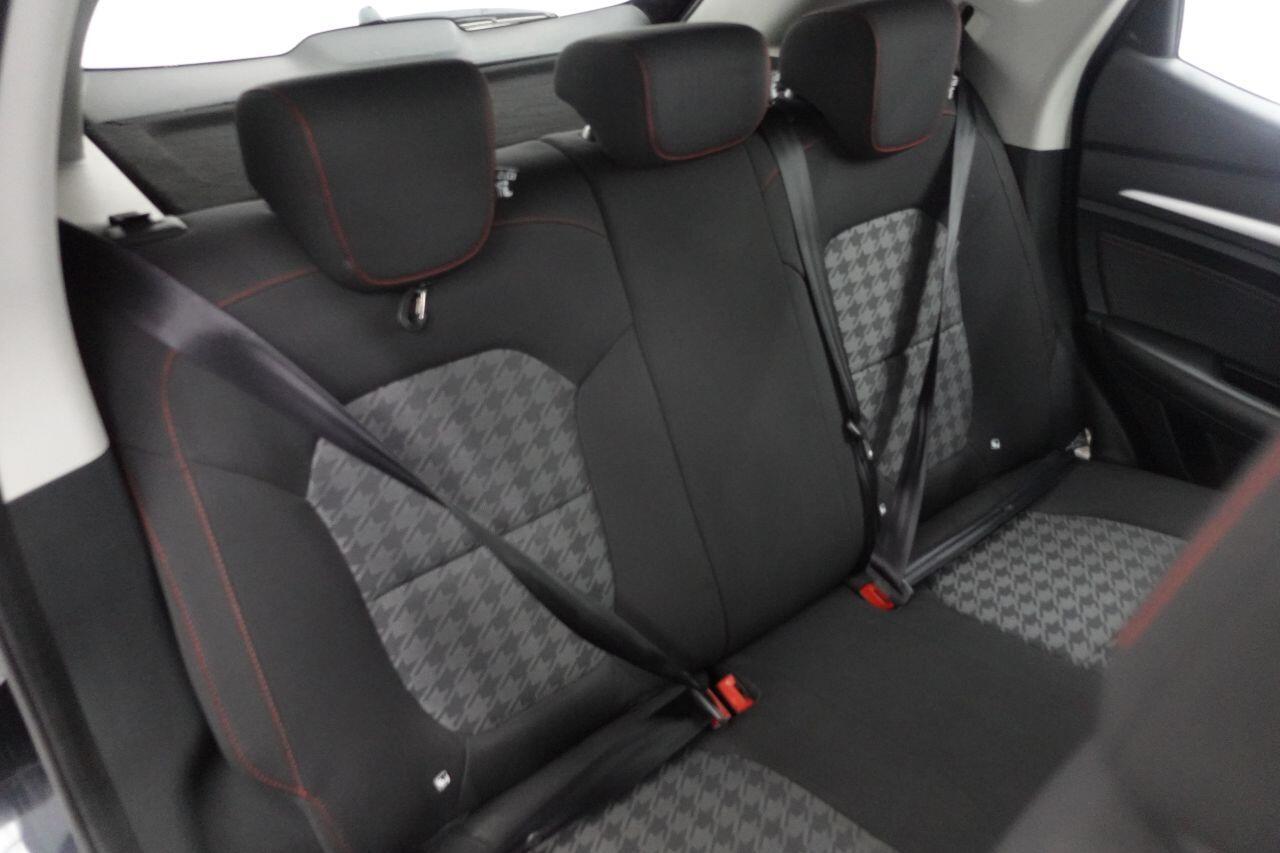 MG MG ZS - Image 16