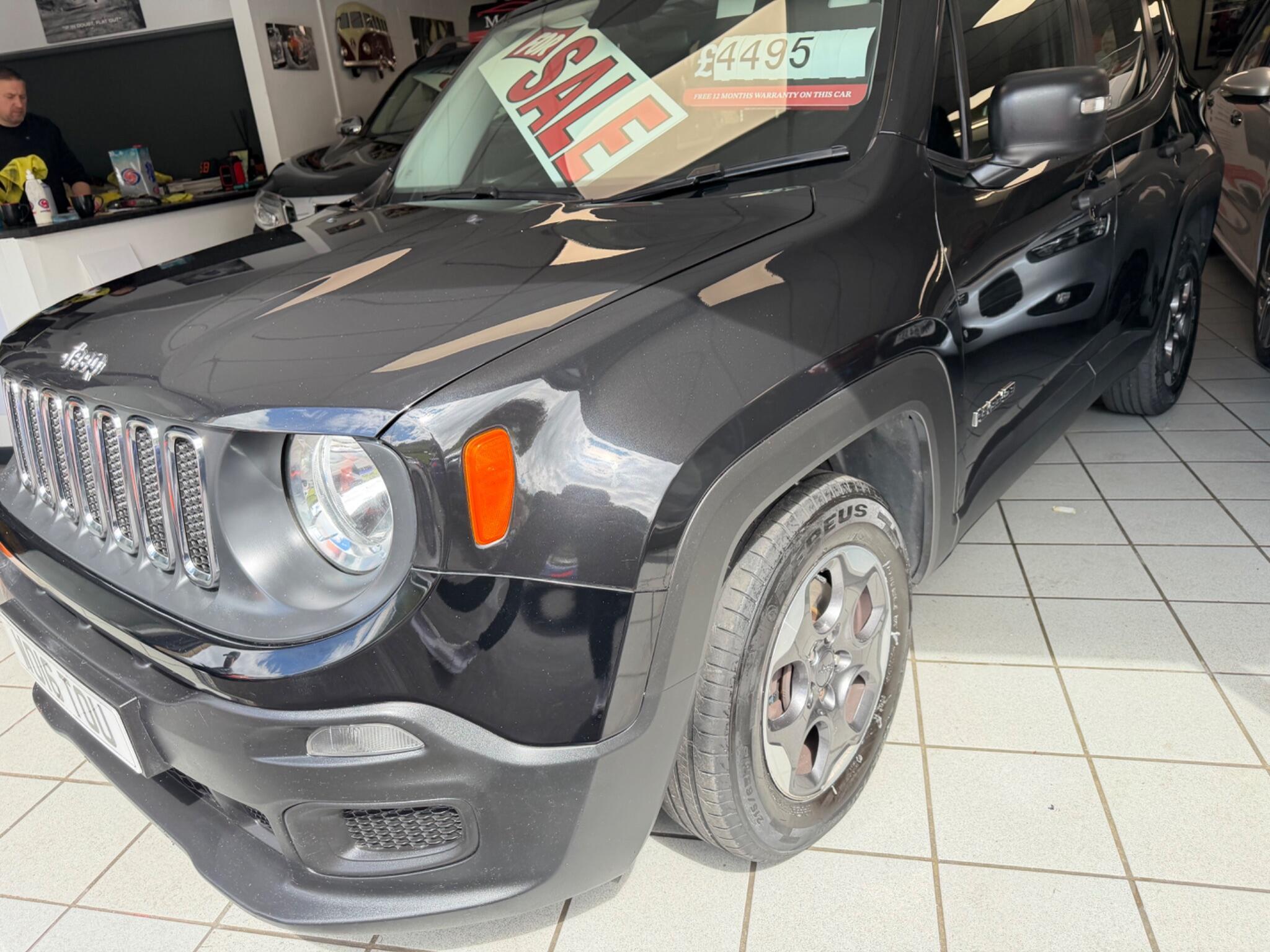 Jeep Renegade - Image 13