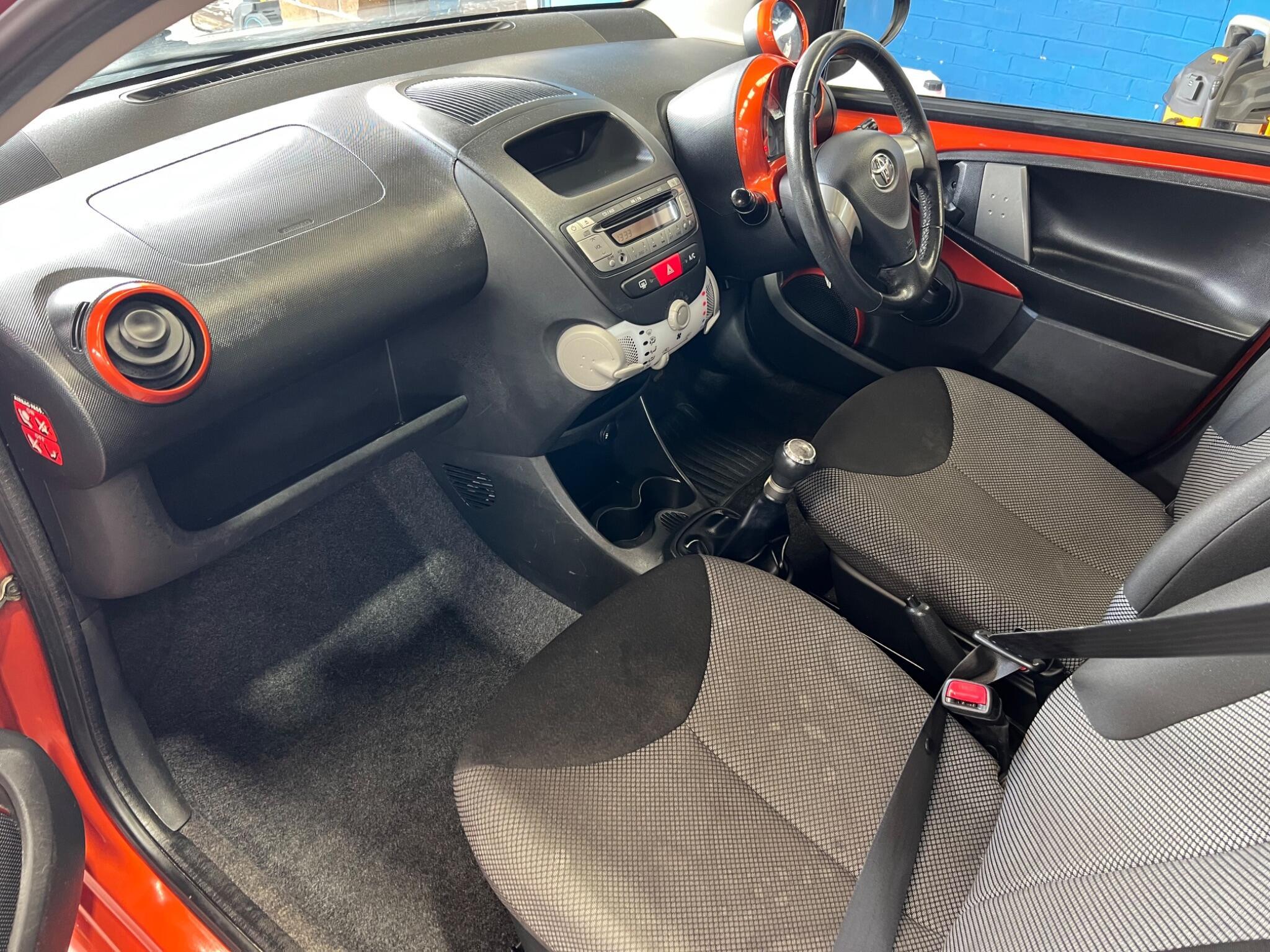 Toyota Aygo - Image 27