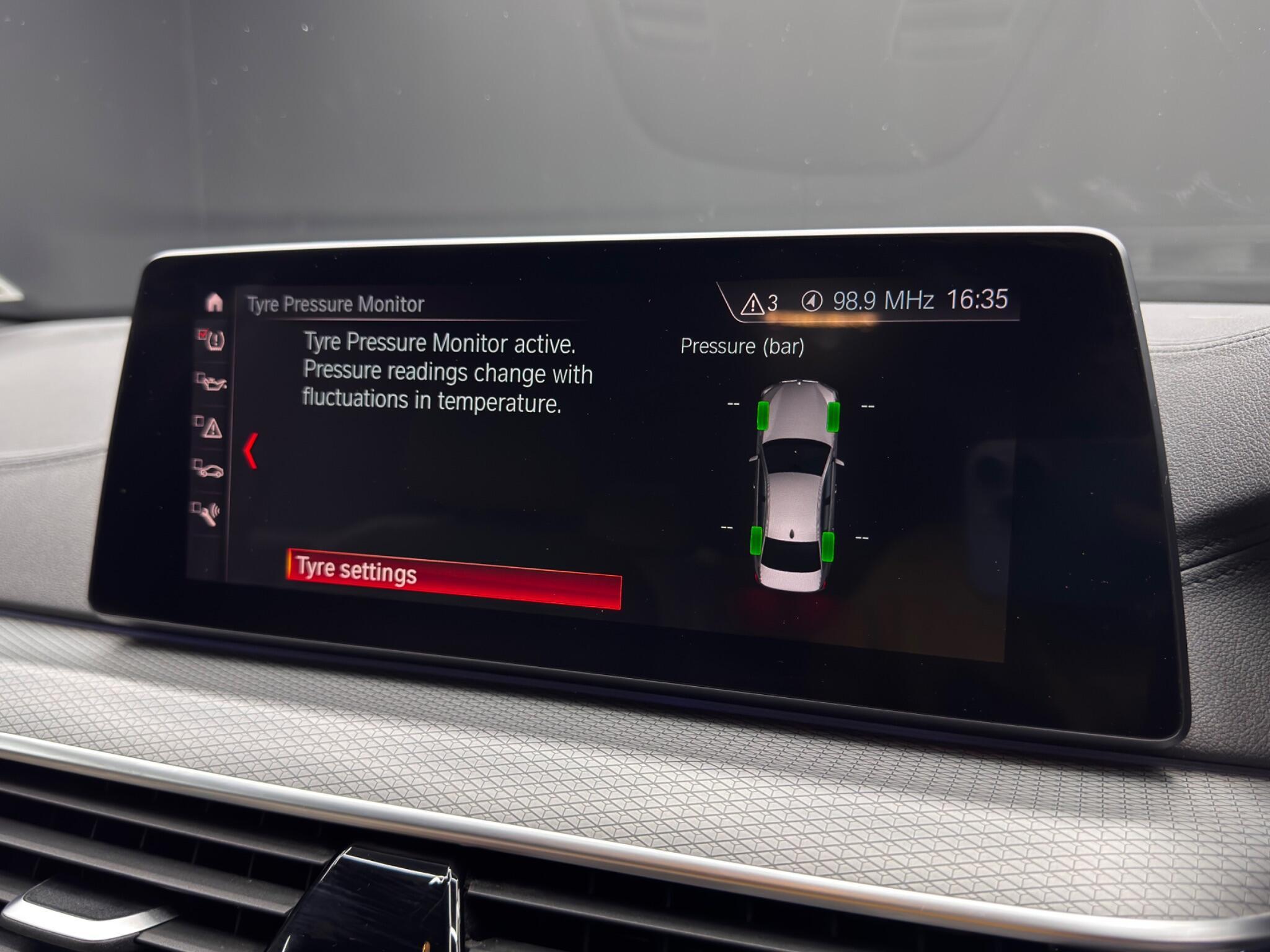 BMW 5 Series - Image 34