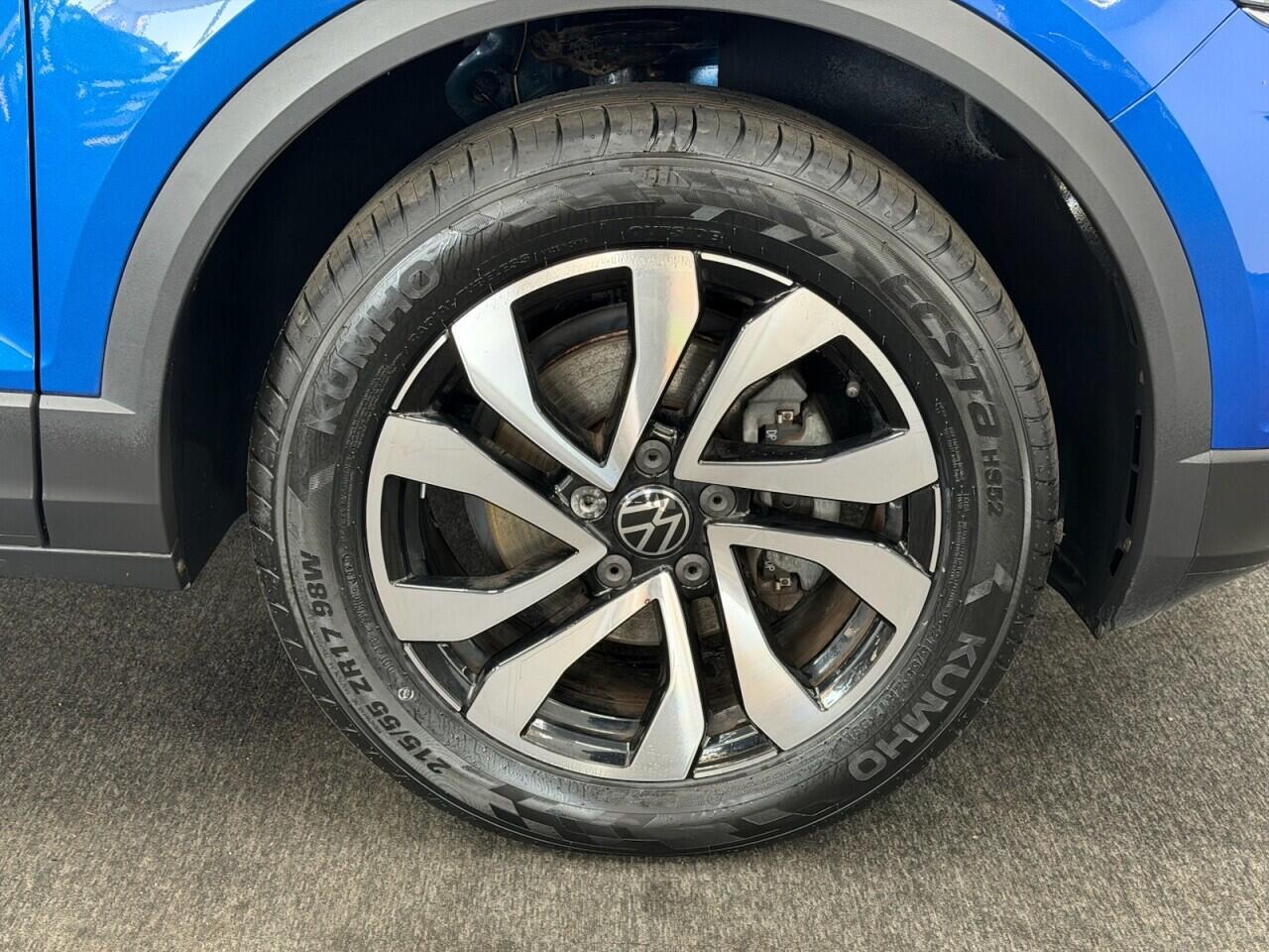 Volkswagen T-Roc - Image 13