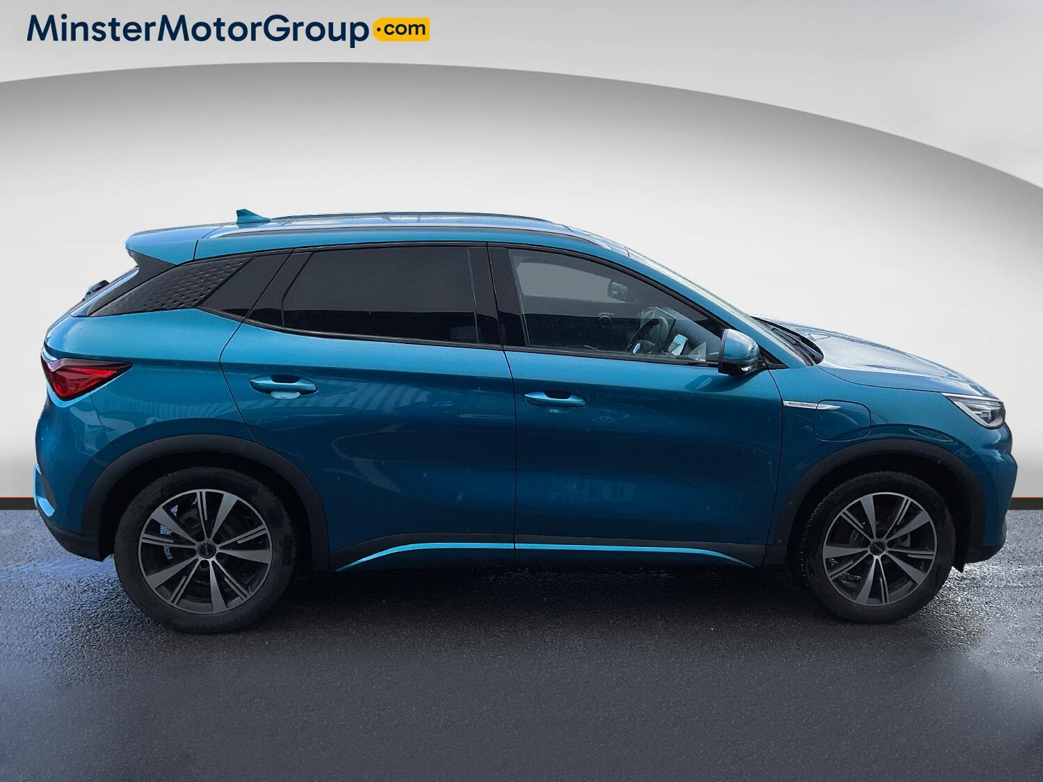 BYD Atto 3 - Image 2
