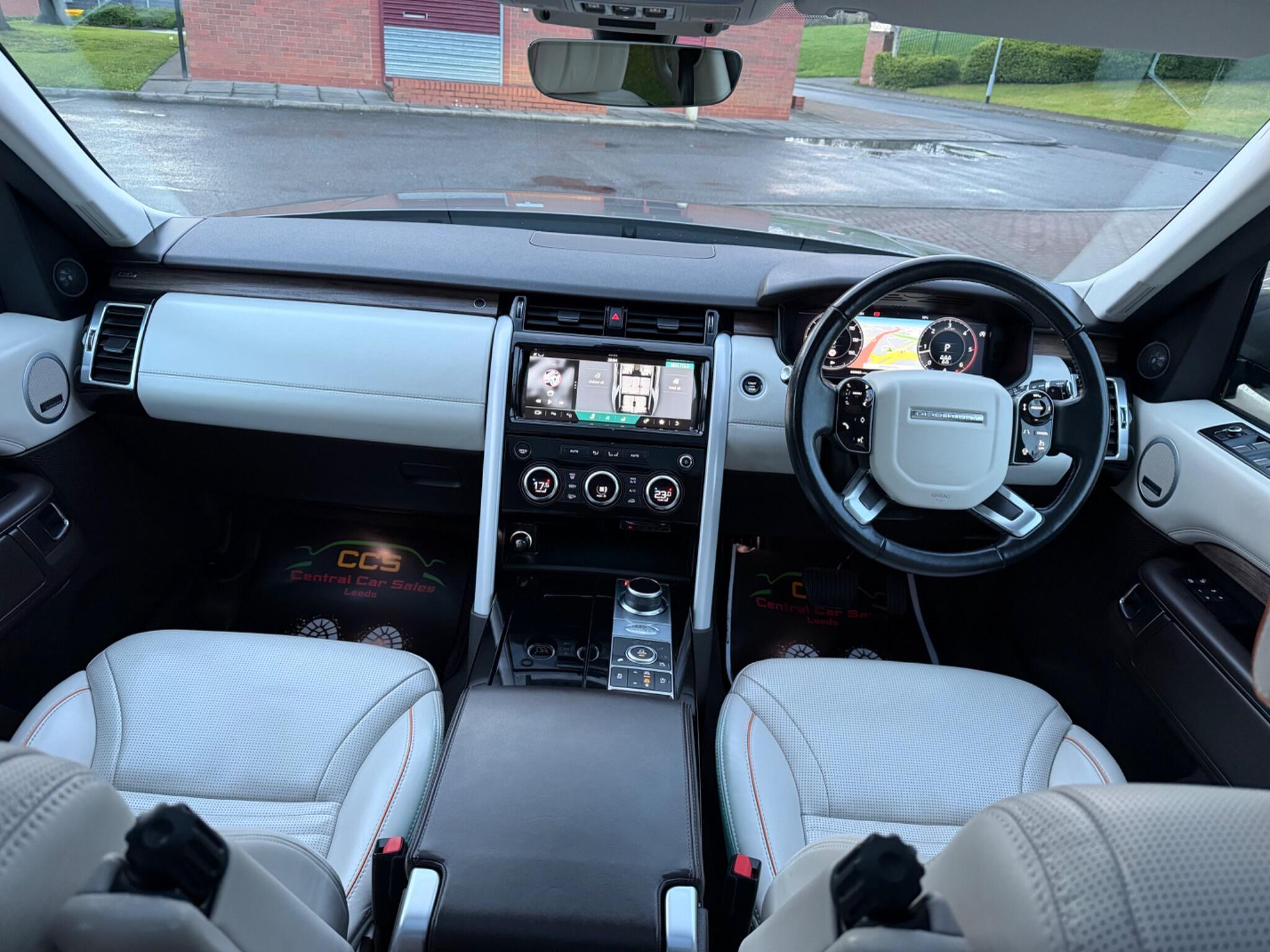 Land Rover Discovery - Image 4