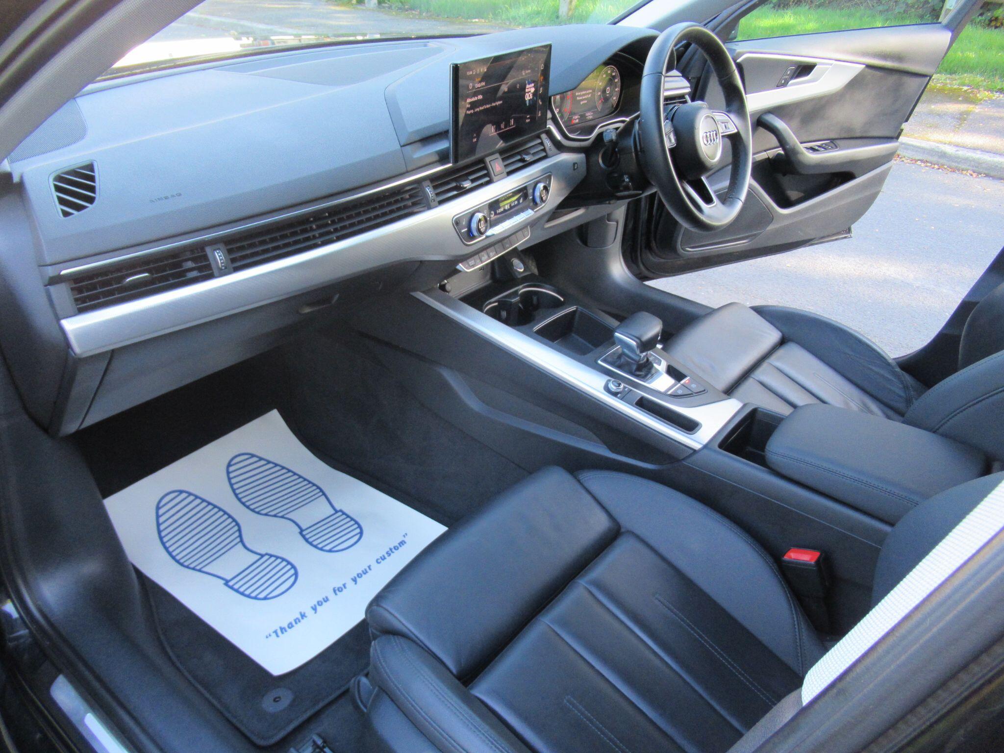 Audi A4 Avant - Image 17