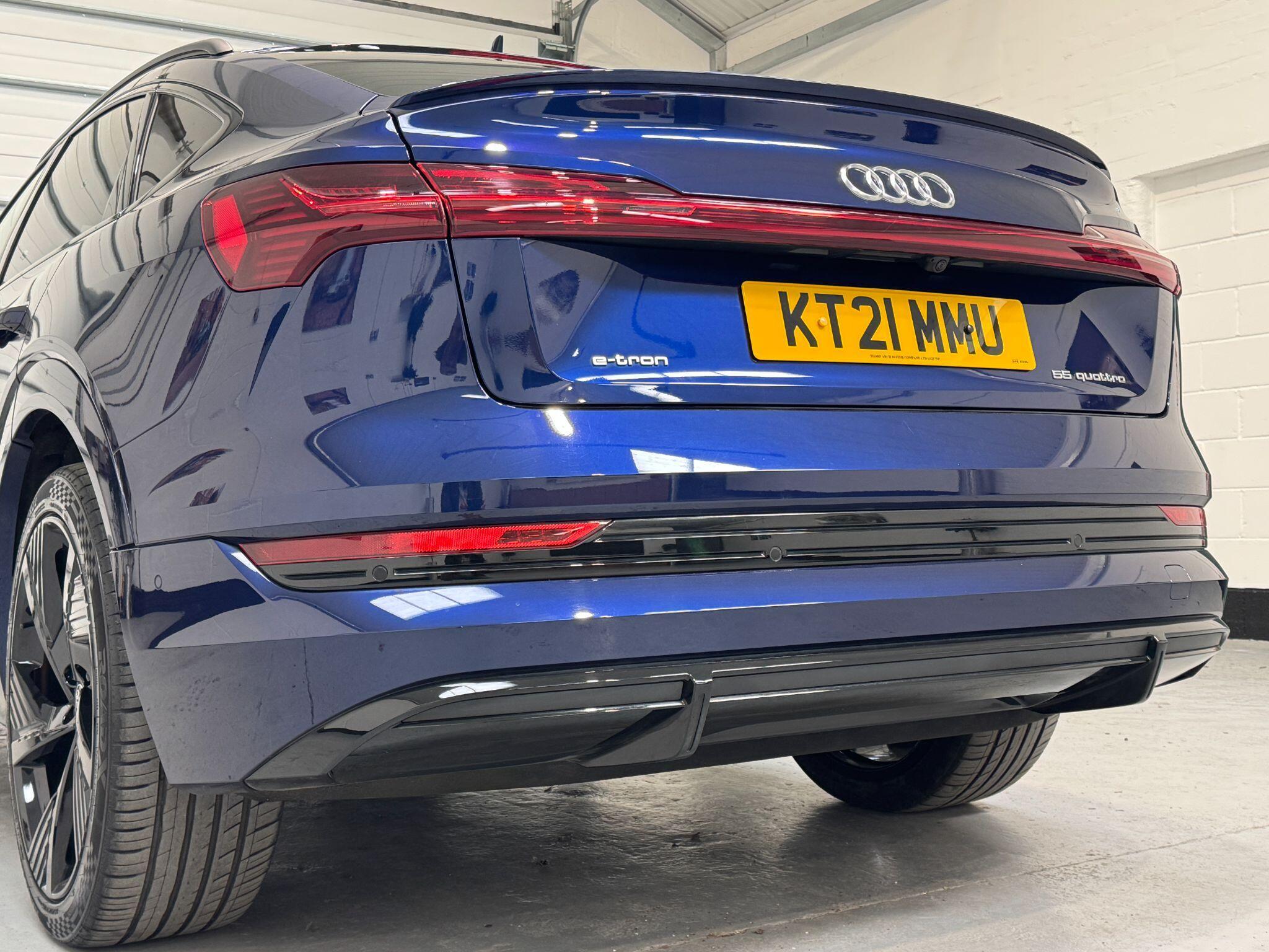 Audi E-Tron - Image 38