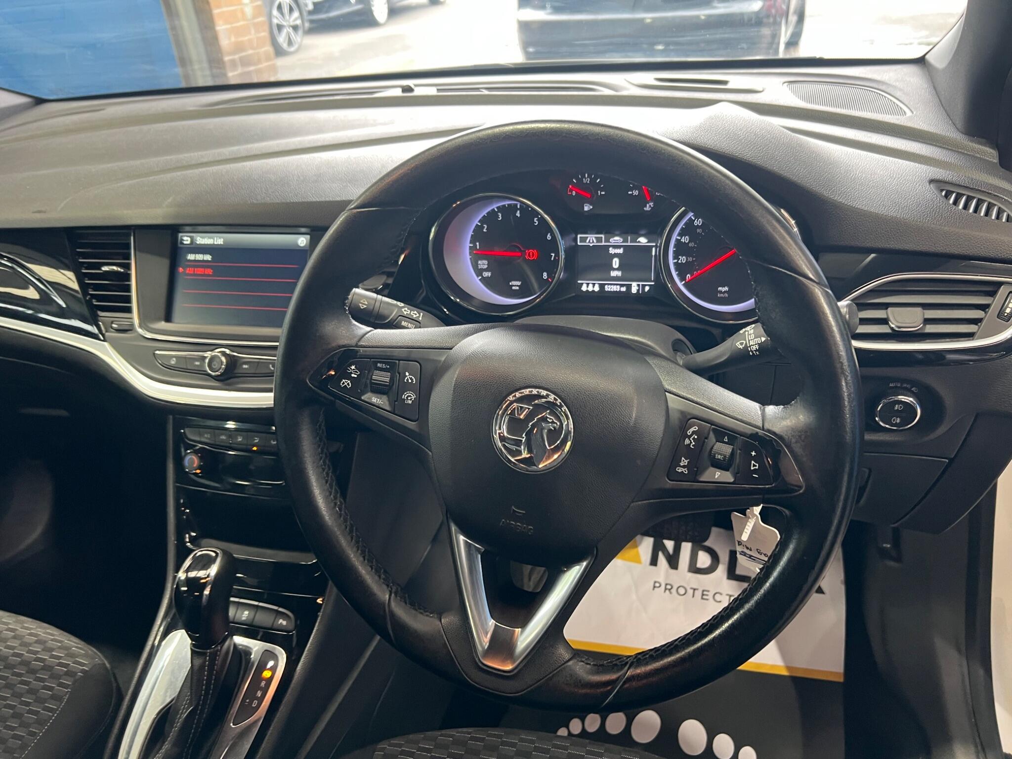 Vauxhall Astra - Image 27