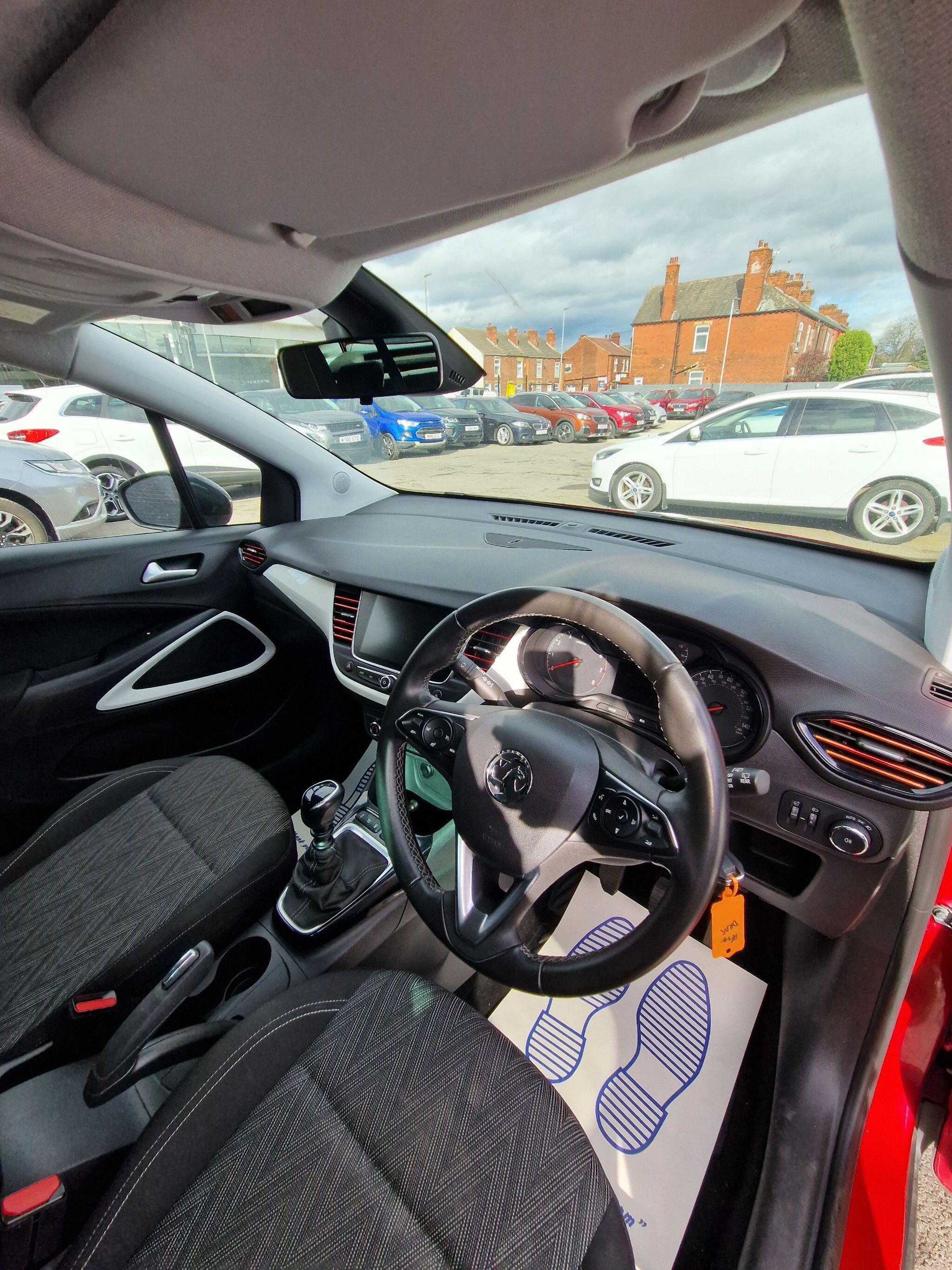 Vauxhall Crossland X - Image 30