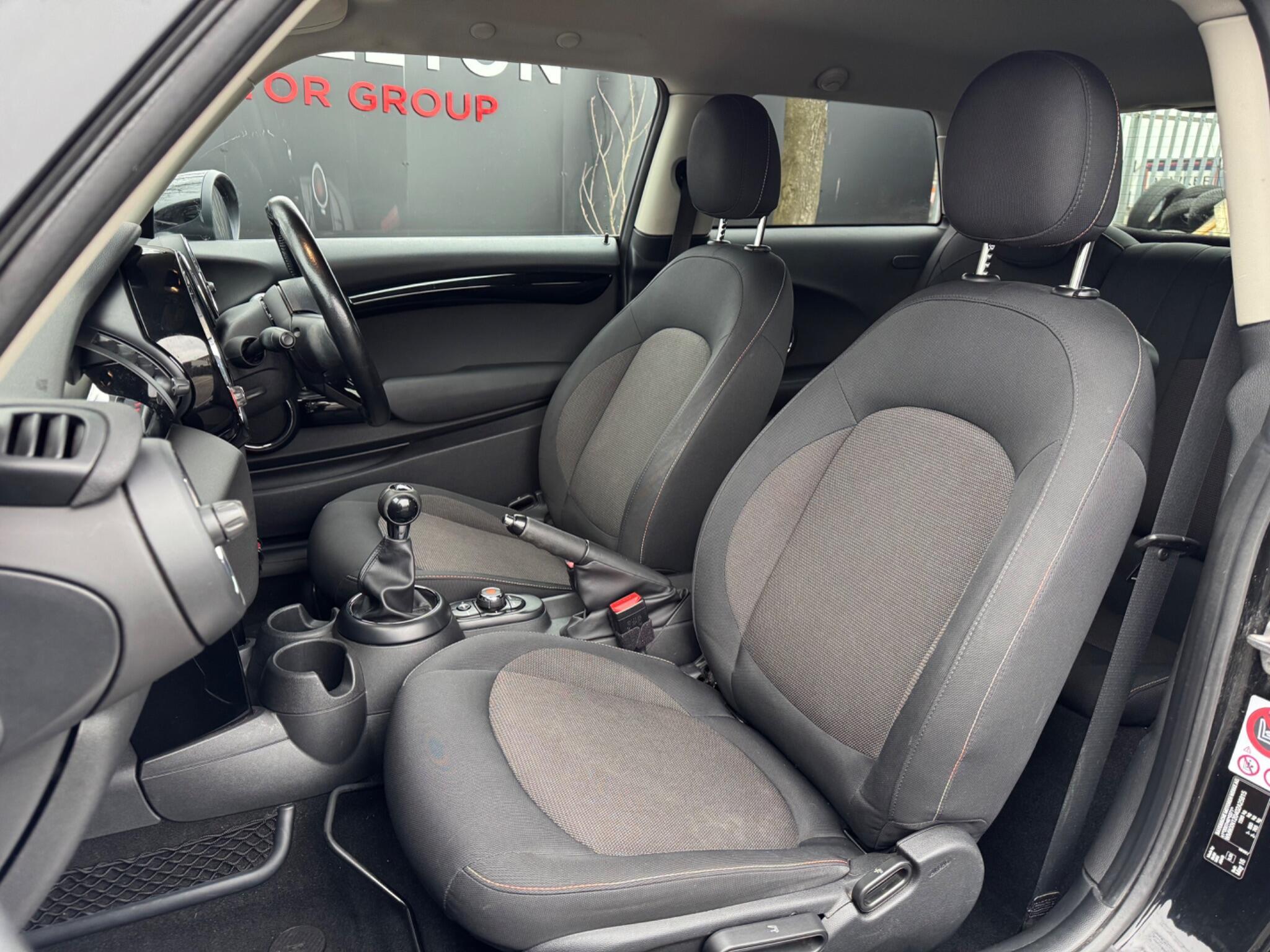 MINI Hatch - Image 11