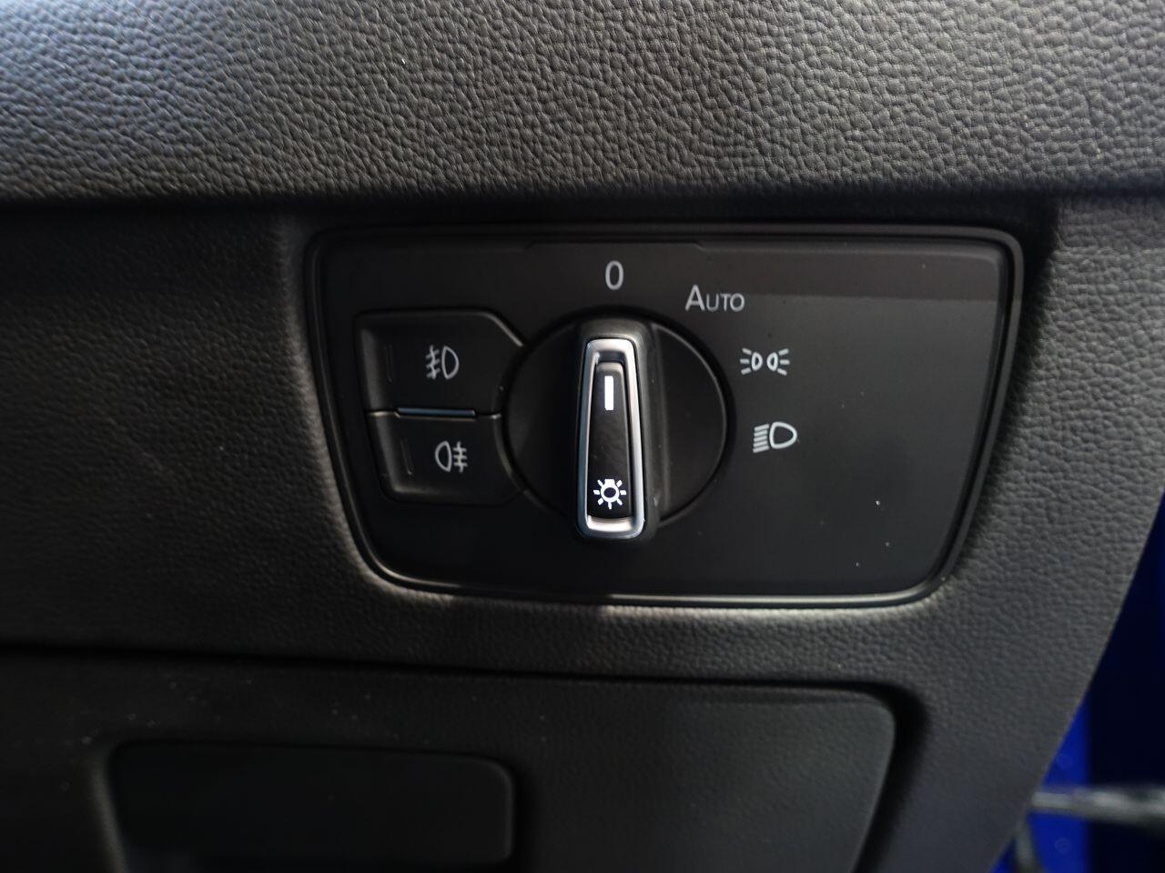 Volkswagen Passat - Image 5