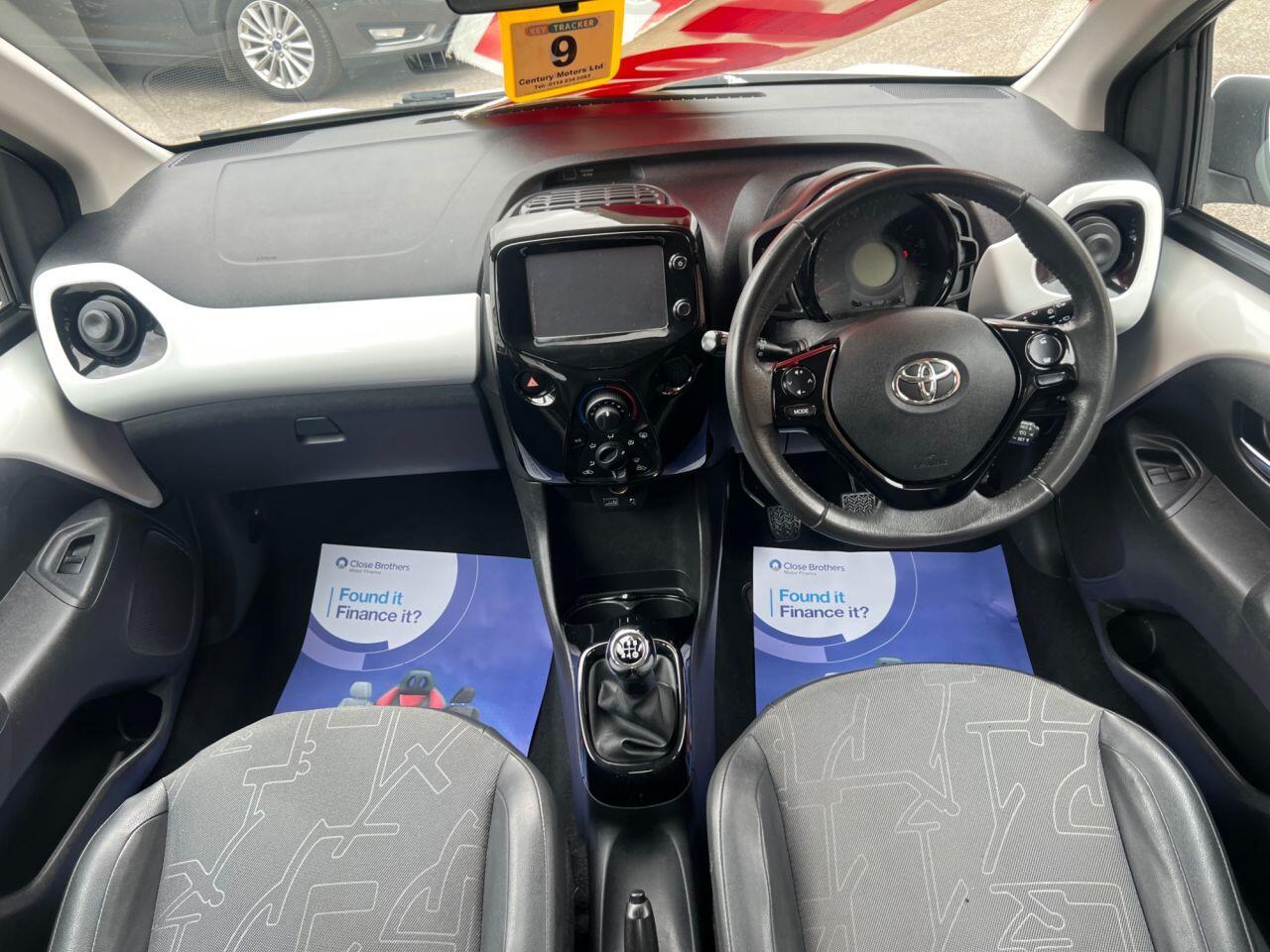 Toyota Aygo - Image 18