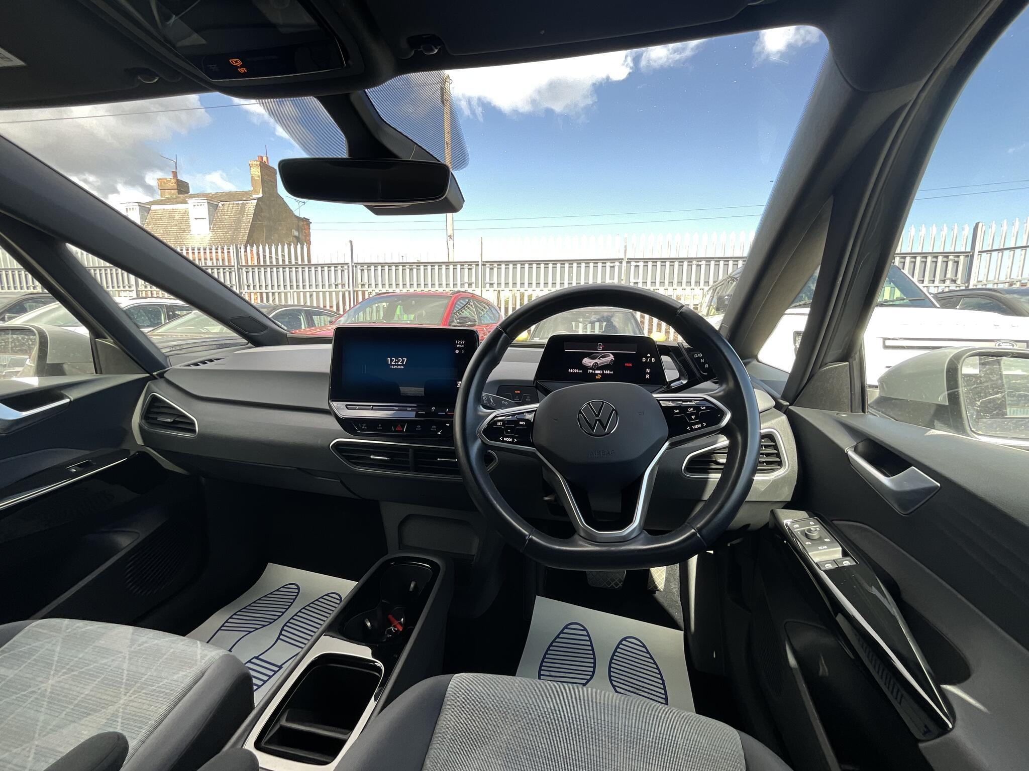 Volkswagen ID.3 - Image 6