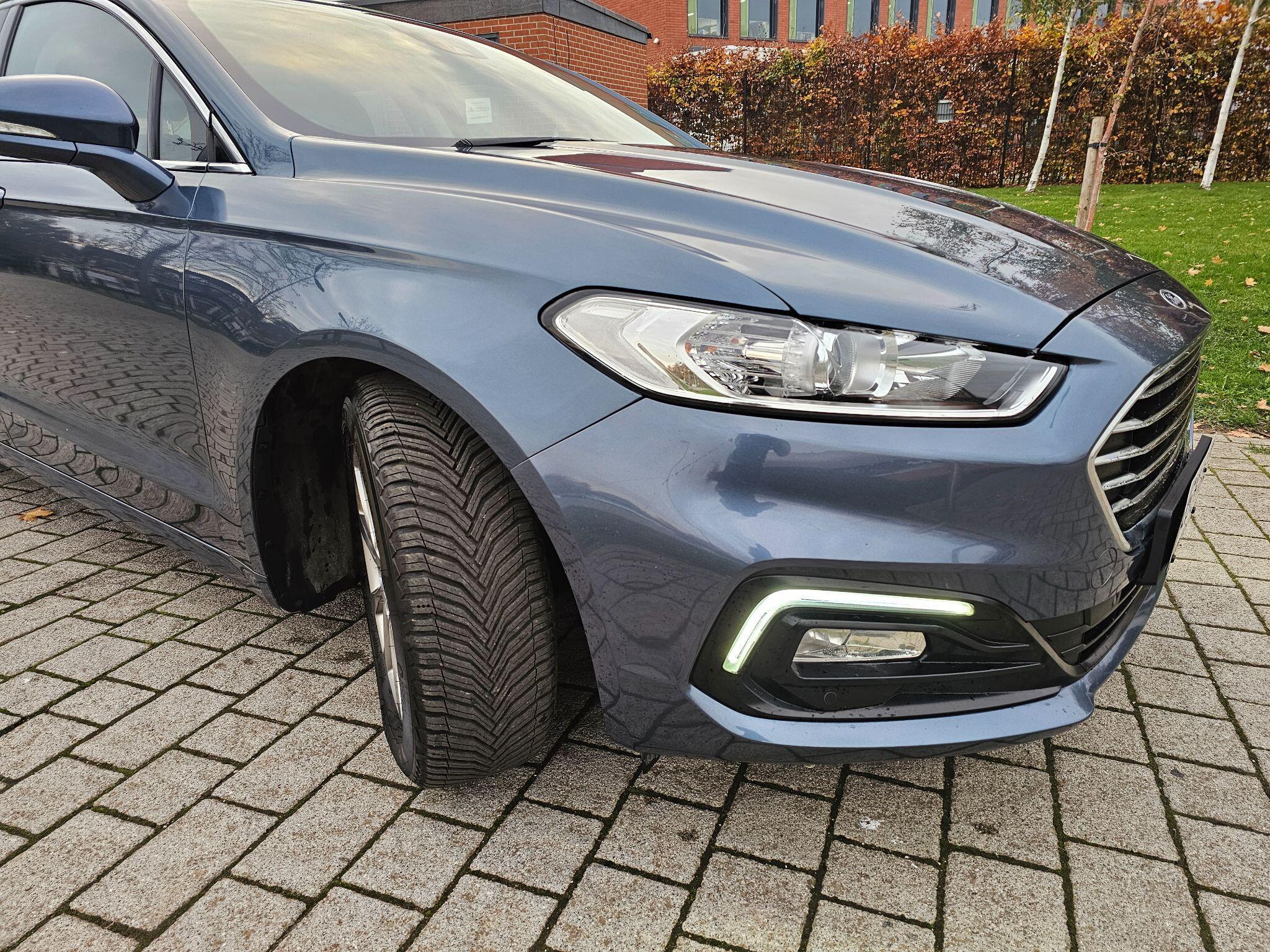 Ford Mondeo - Image 7