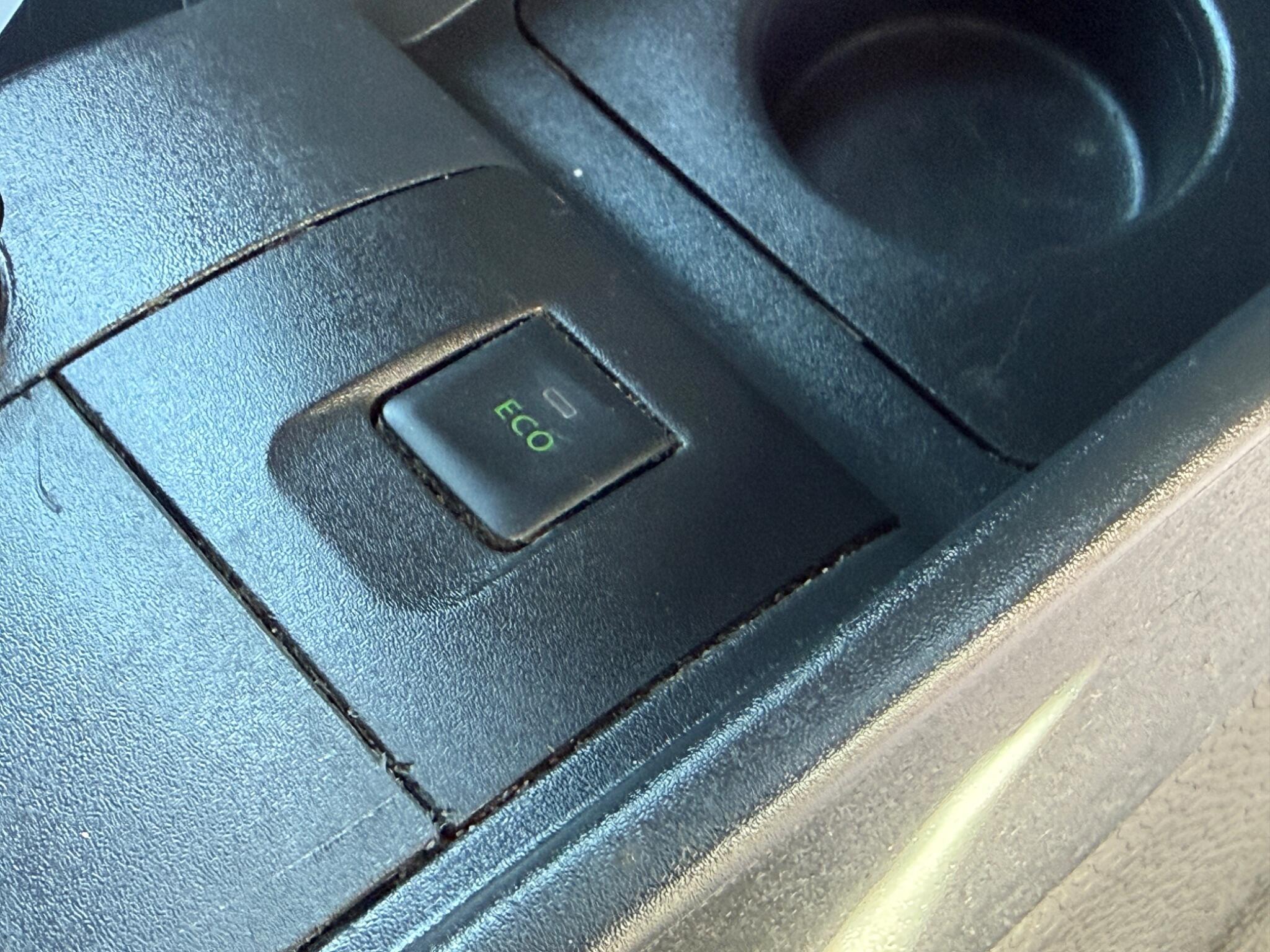 Renault Kangoo - Image 29