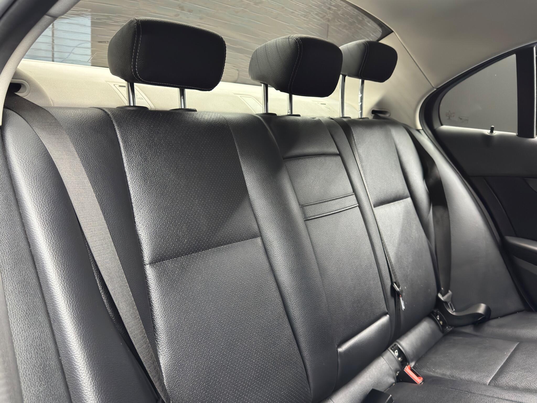 Mercedes C Class - Image 15
