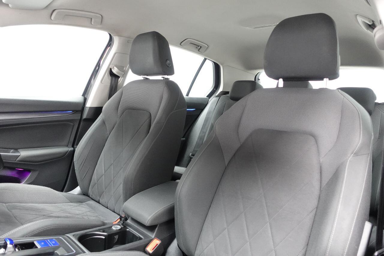 Volkswagen Golf - Image 12