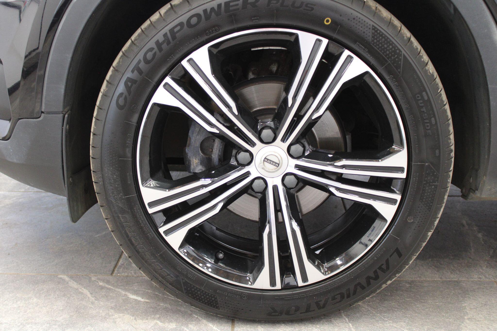 Volvo XC40 - Image 33