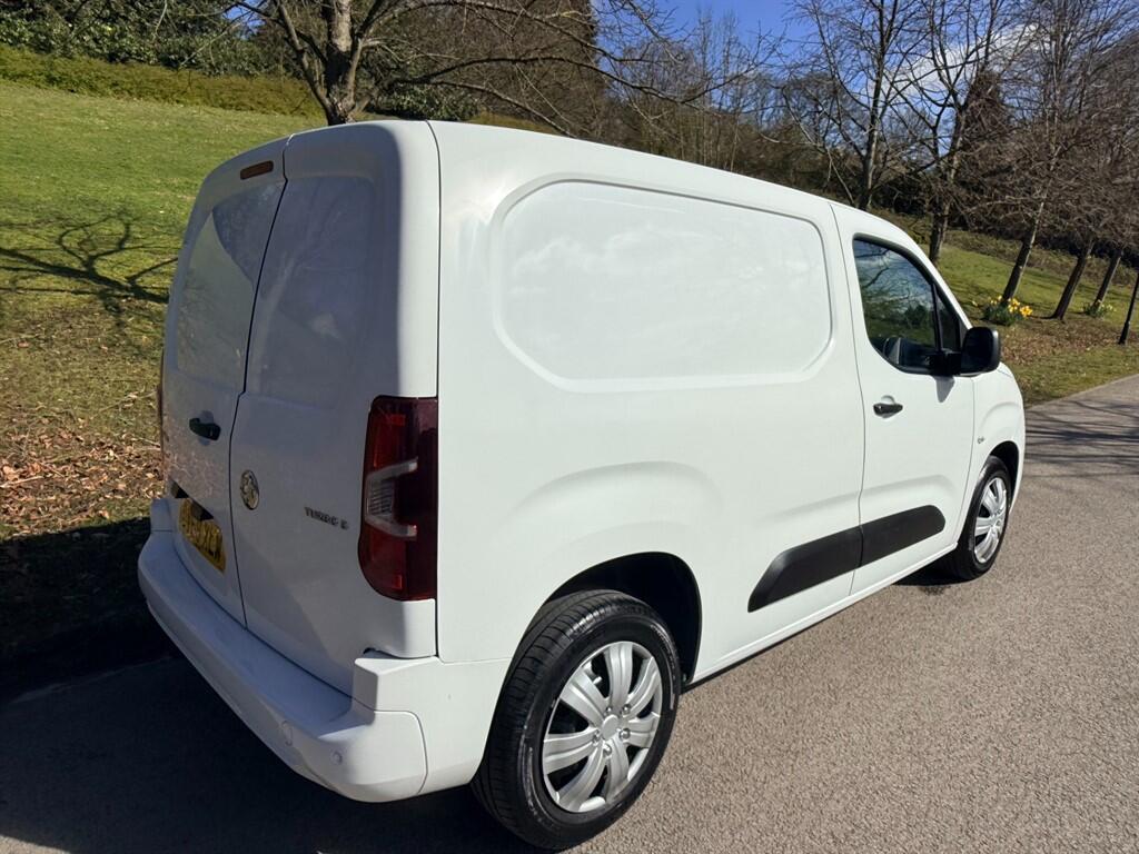 Vauxhall Combo - Image 6