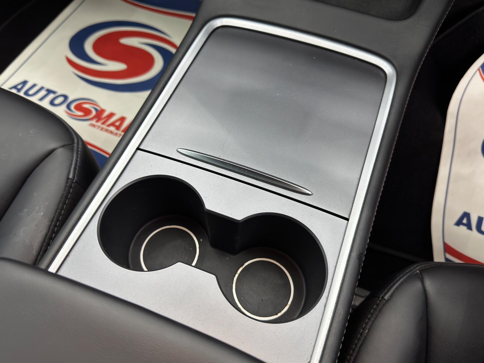 Tesla Model 3 - Image 24