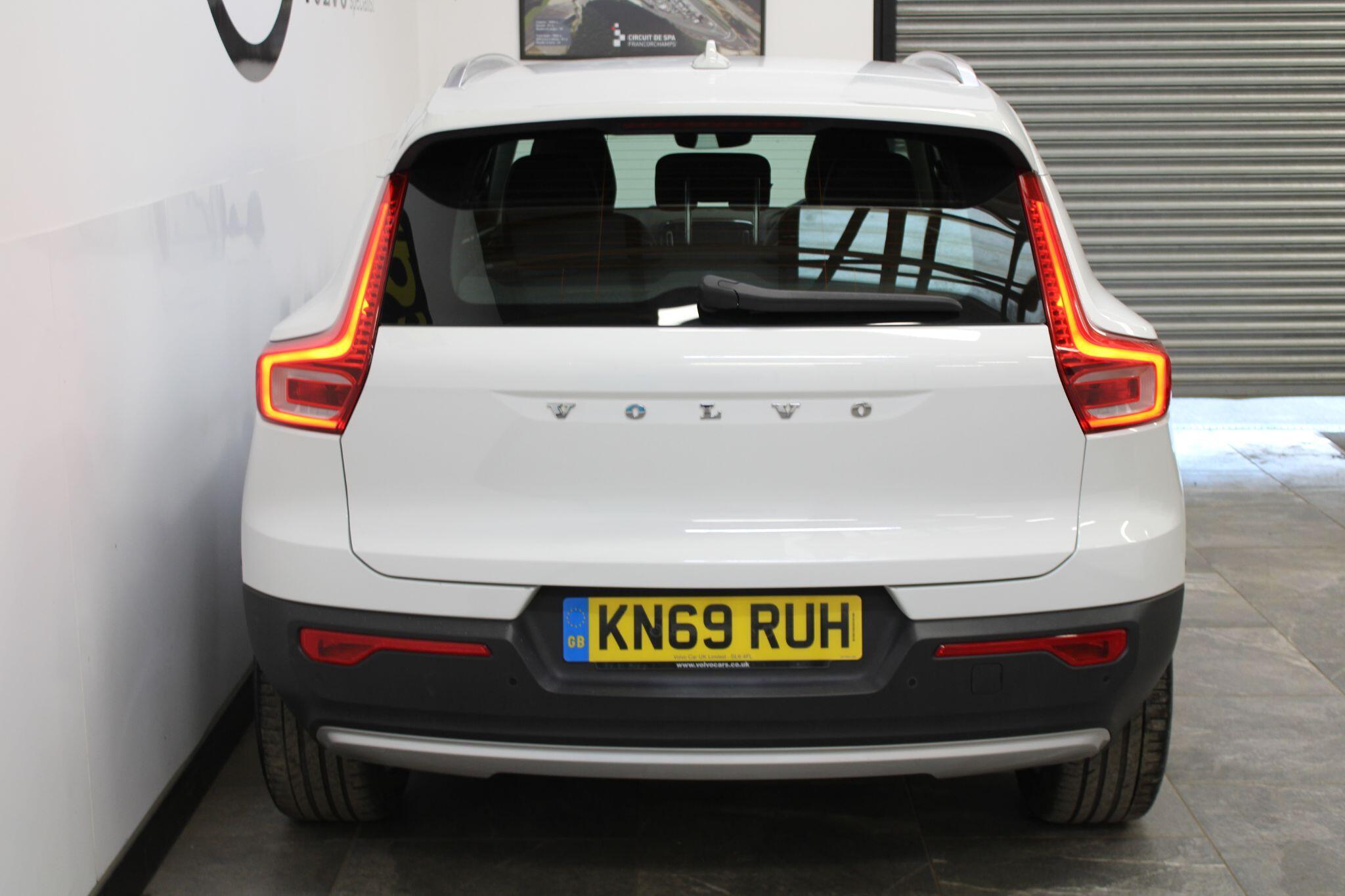 Volvo XC40 - Image 14