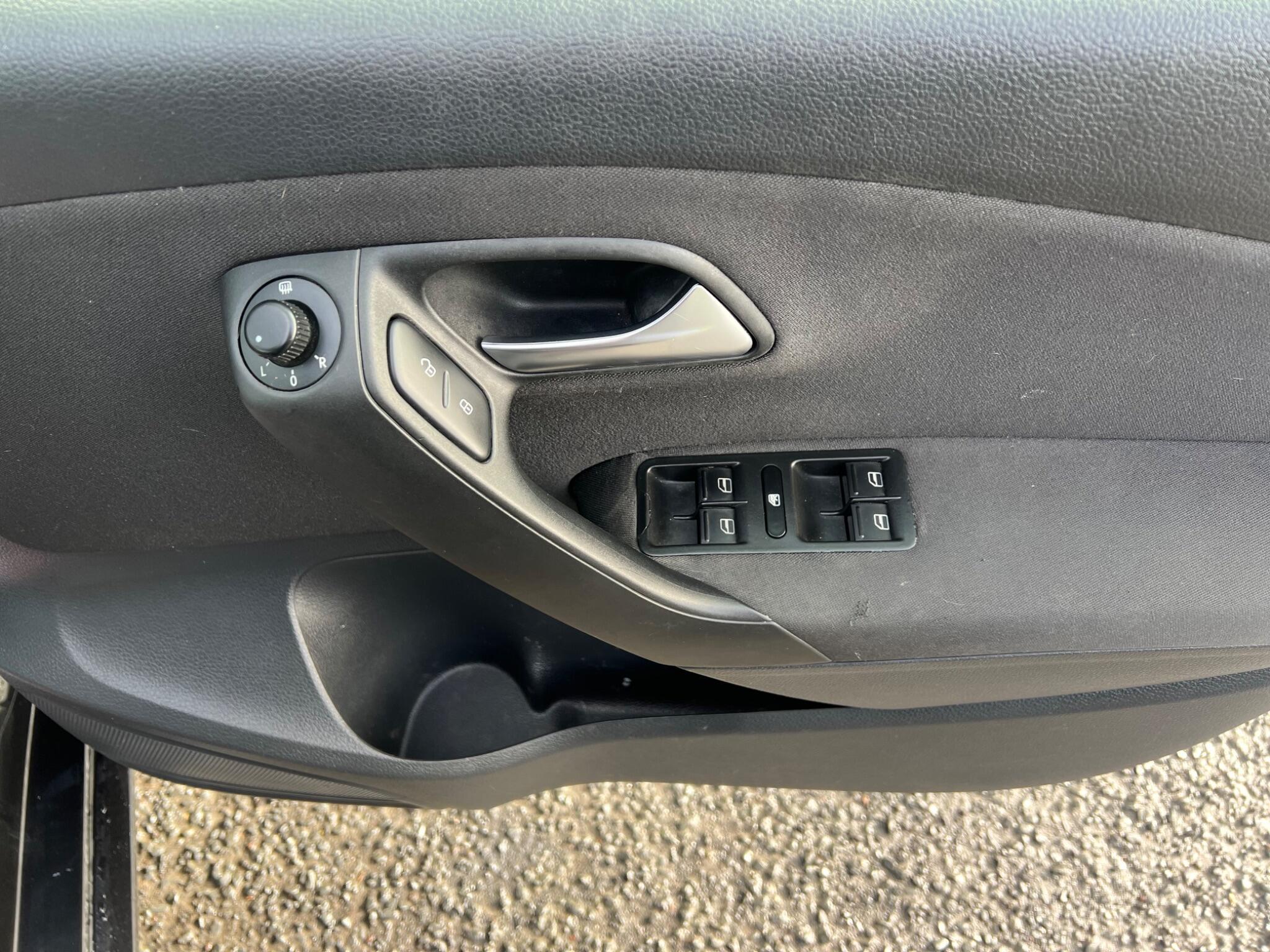 Volkswagen Polo - Image 20