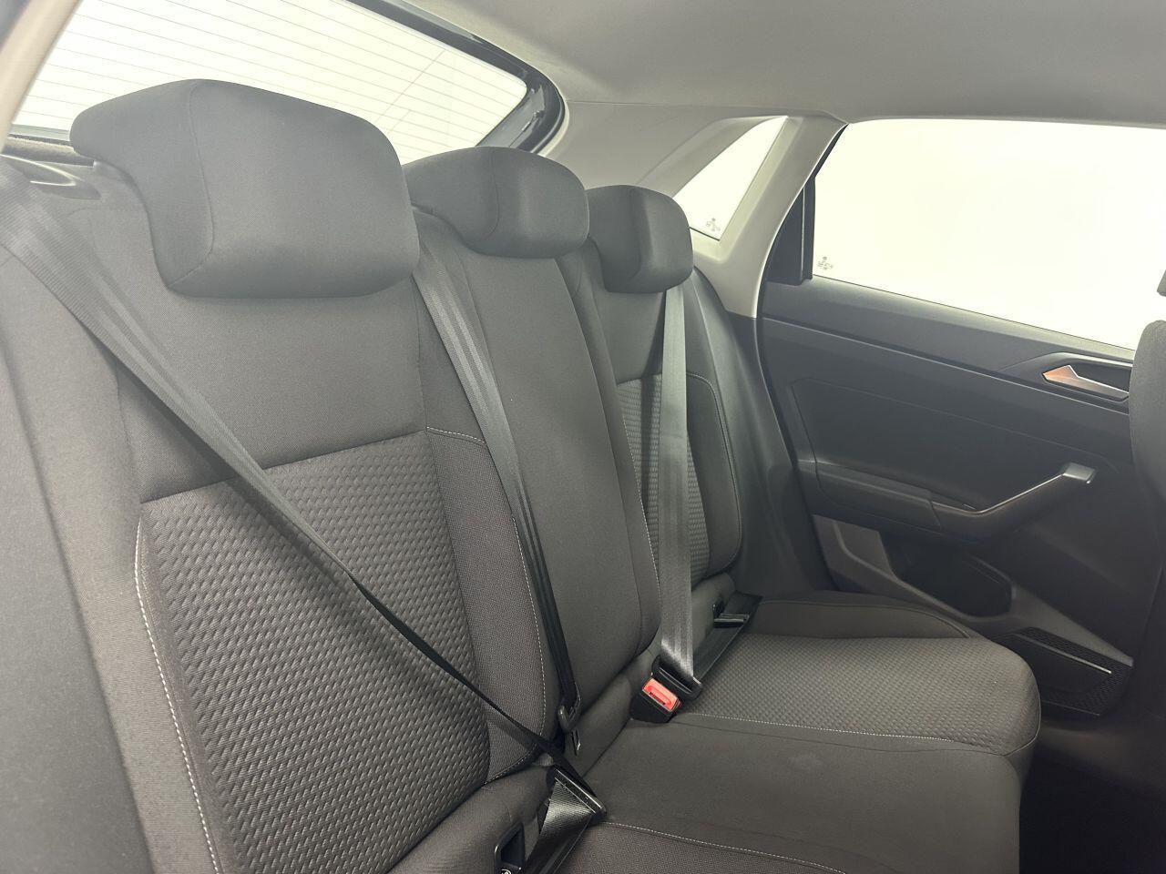 Volkswagen Polo - Image 22