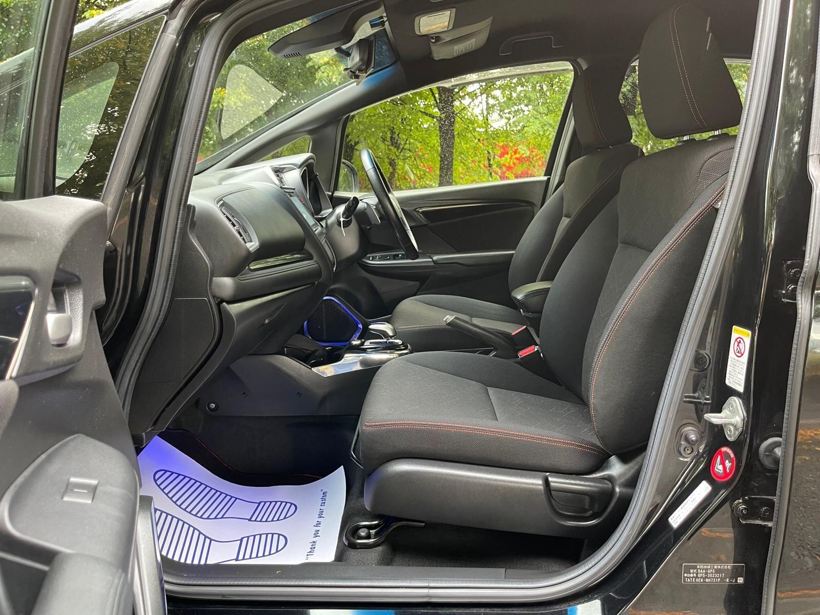 Honda FIT - Image 27