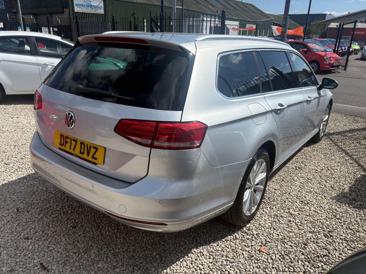 Volkswagen Passat - Image 6