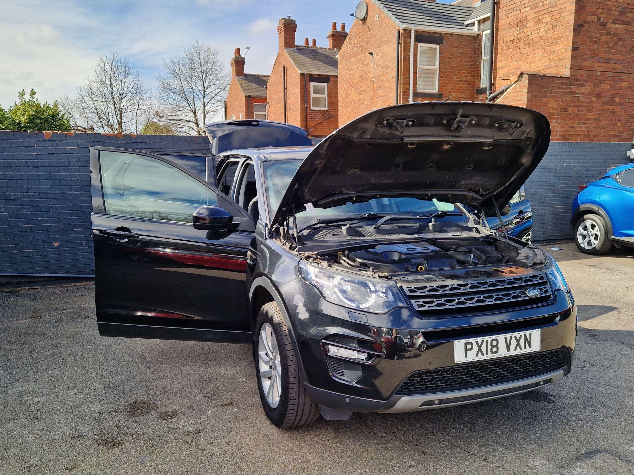 Land Rover DISCOVERY SPORT - Image 12