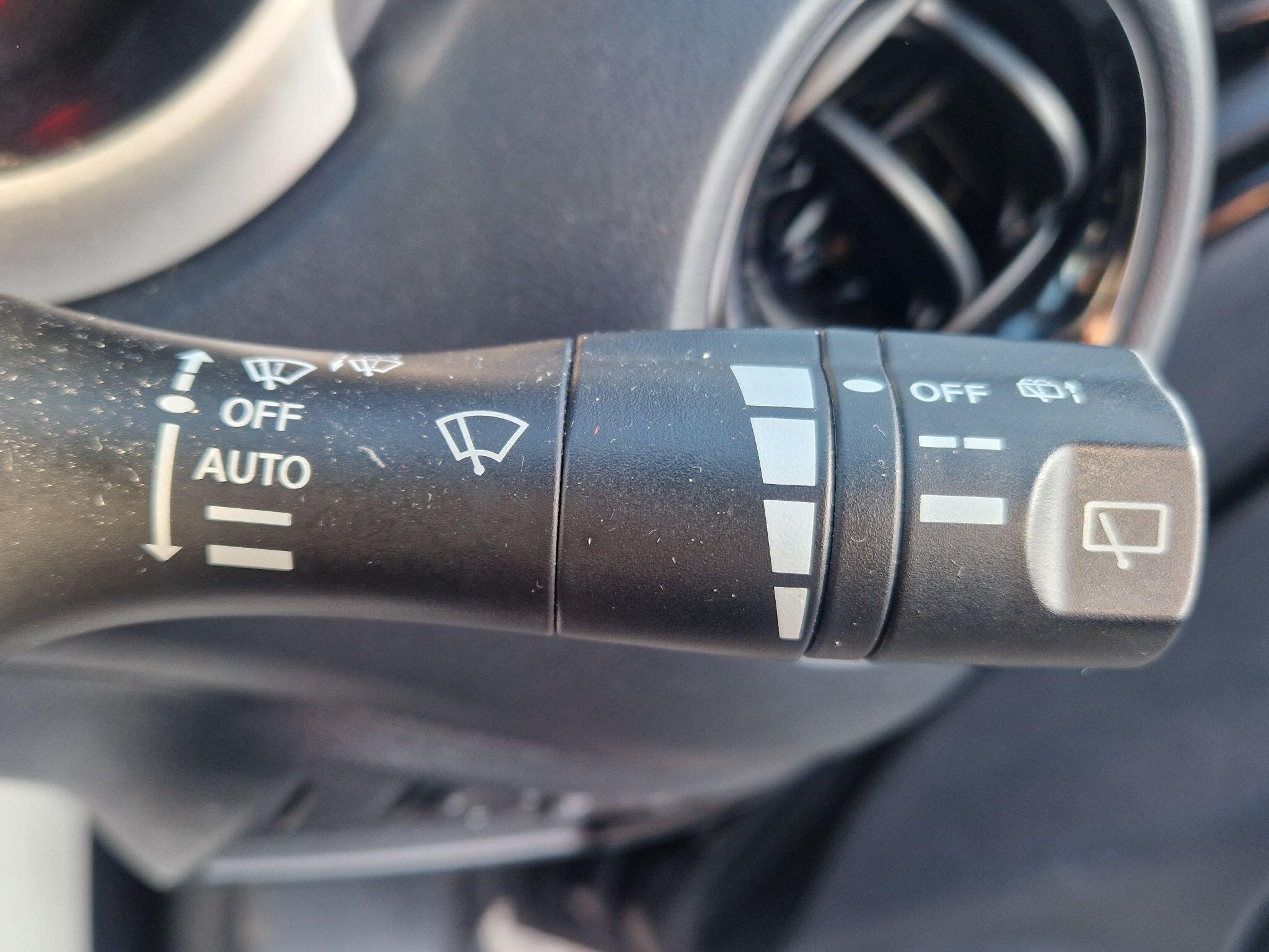 Nissan Juke - Image 27