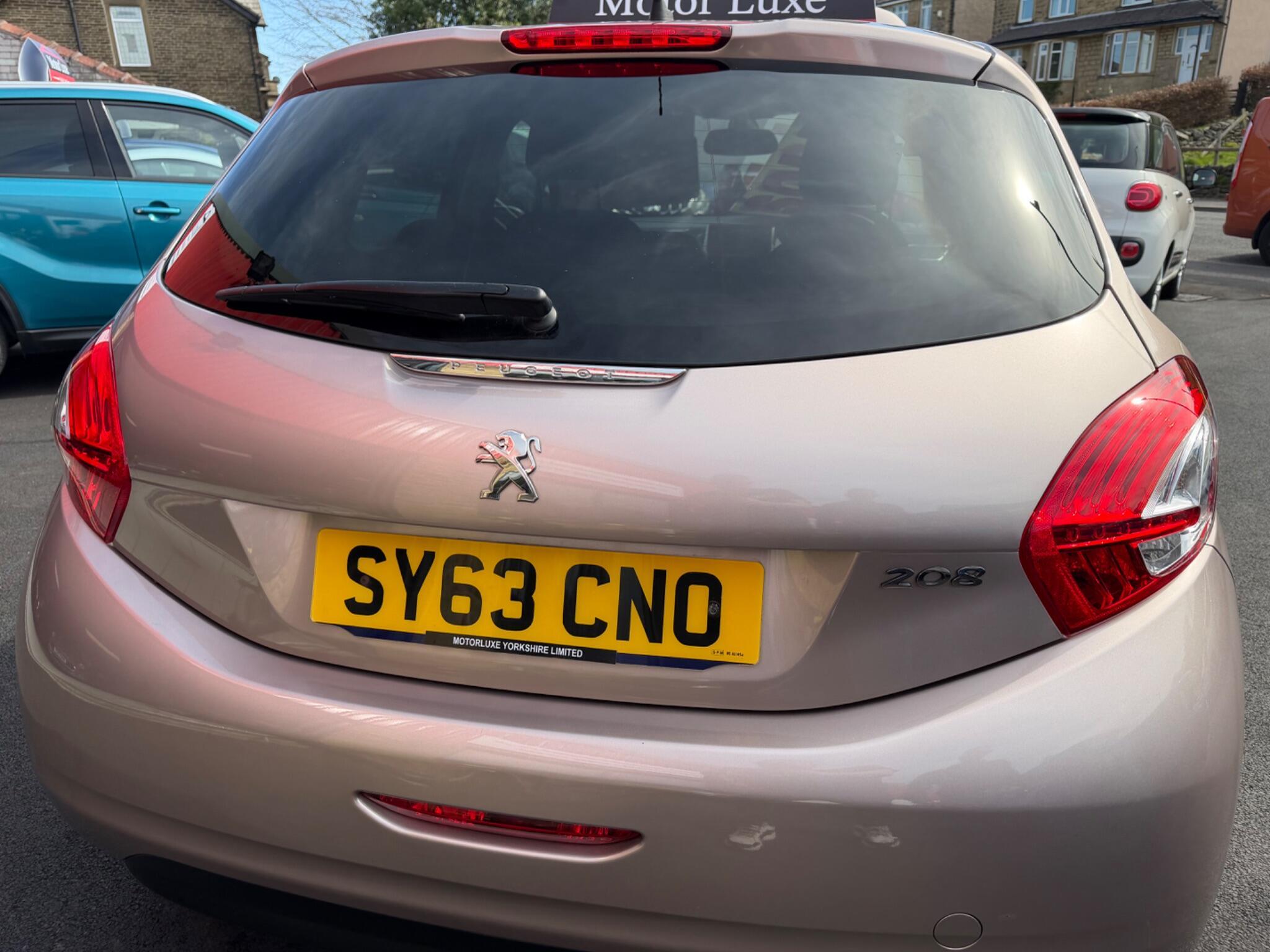 Peugeot 208 - Image 6