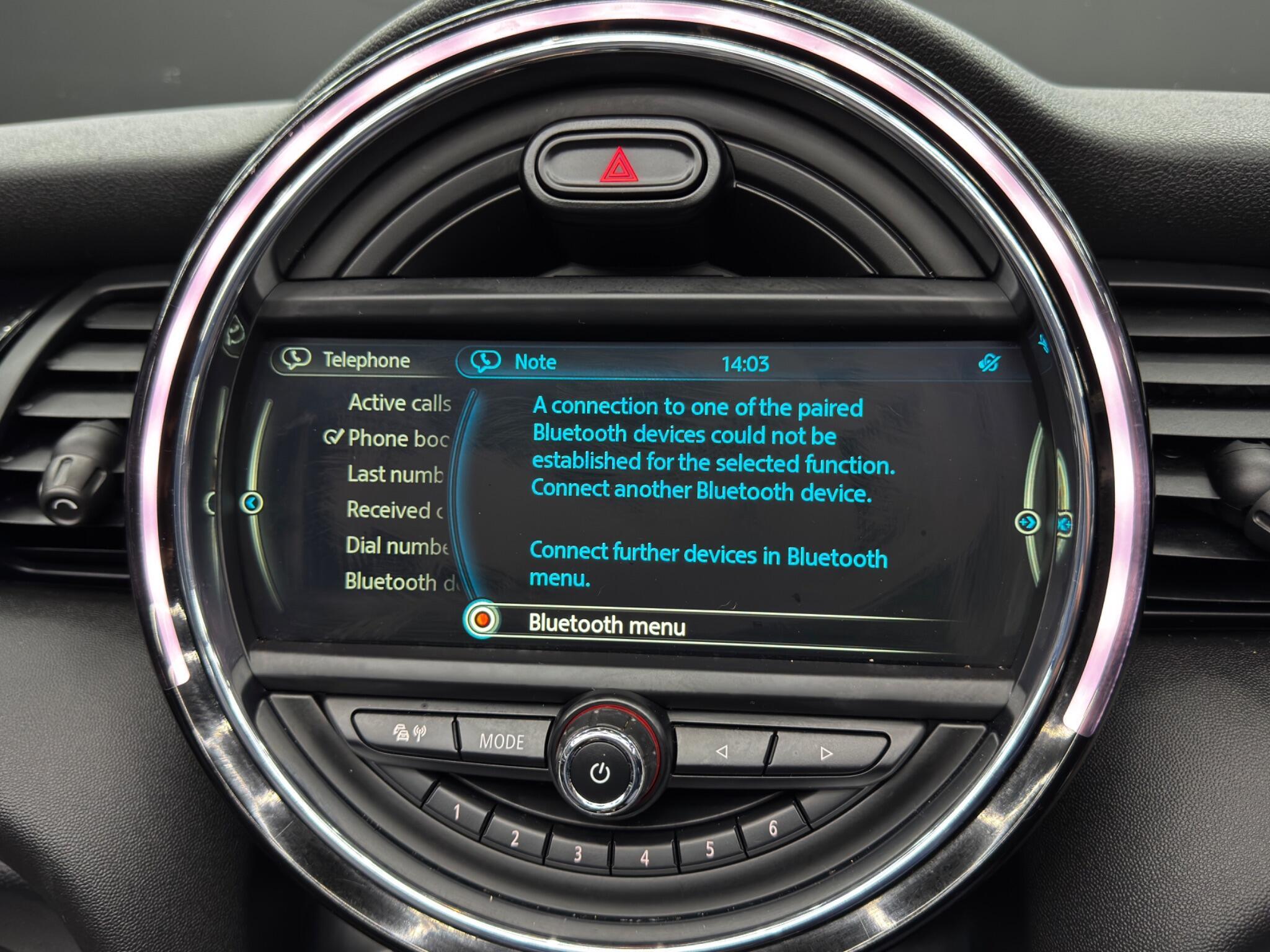 MINI Convertible - Image 31