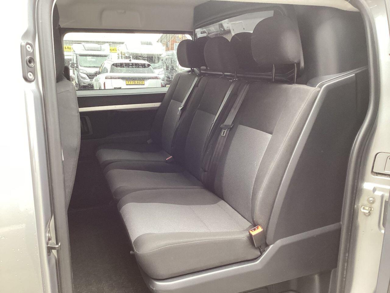 Citroen Dispatch - Image 17