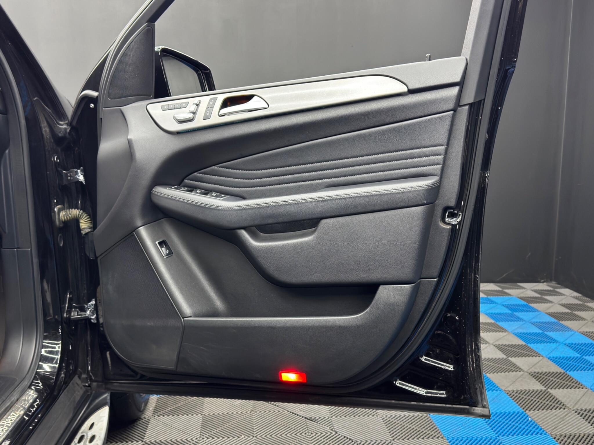 Mercedes GLE - Image 40