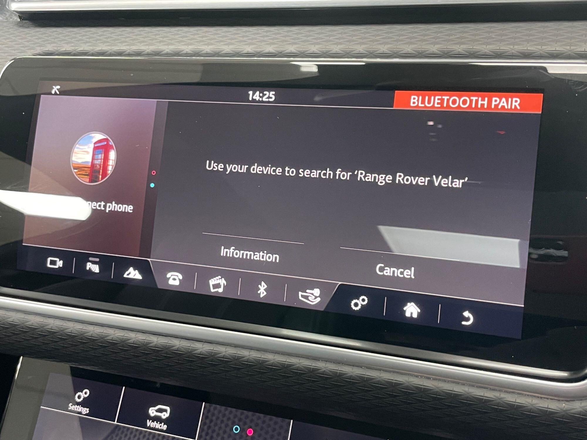 Land Rover Range Rover Velar - Image 41