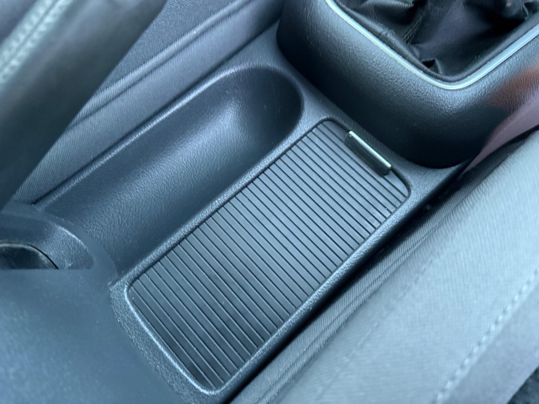 Volkswagen Golf Plus - Image 47