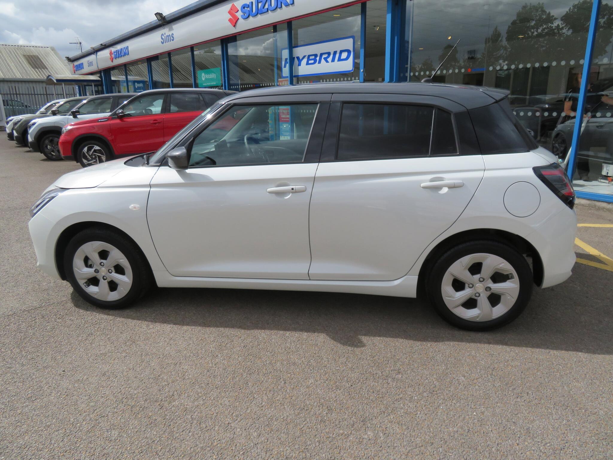 Suzuki Swift - Image 5
