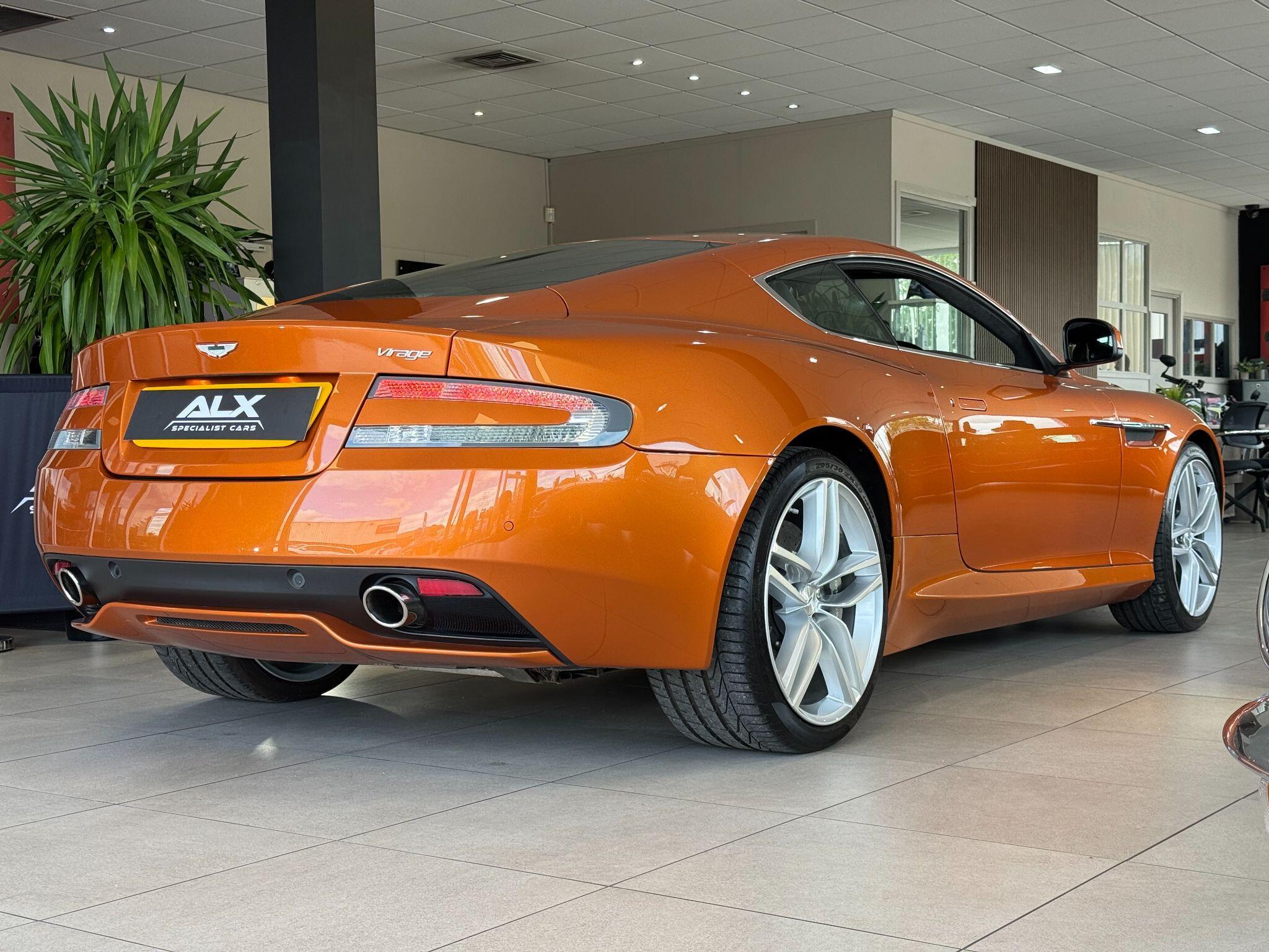 Aston Martin Virage - Image 19