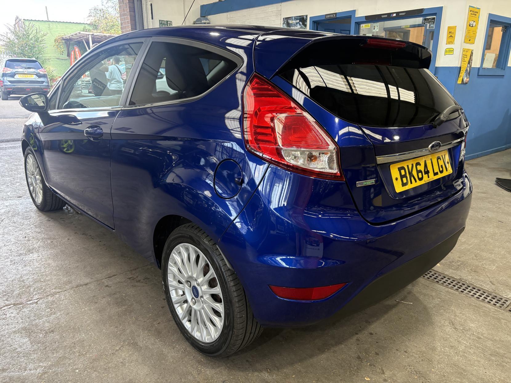 Ford Fiesta - Image 6