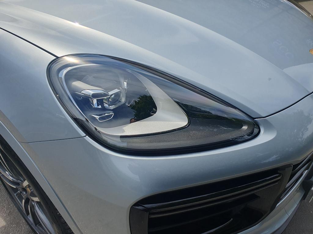 Porsche Cayenne - Image 28