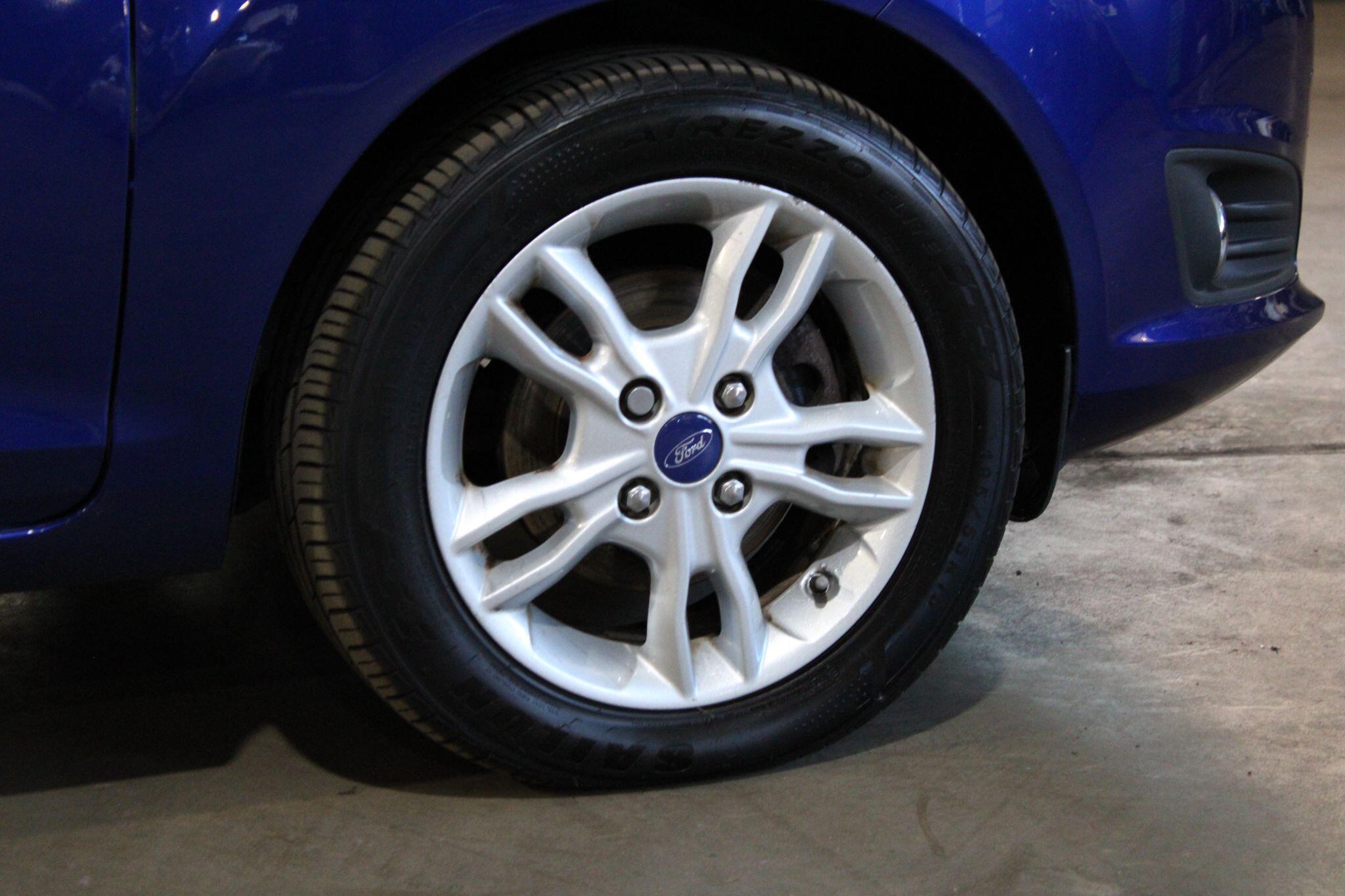 Ford Fiesta - Image 29